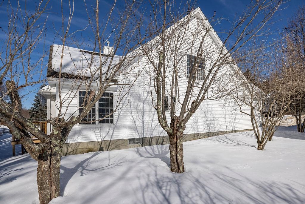 Homes for sale in Bow, NH | 5 Windchime Dr, Bow, NH 03304 | MLS# 5078335