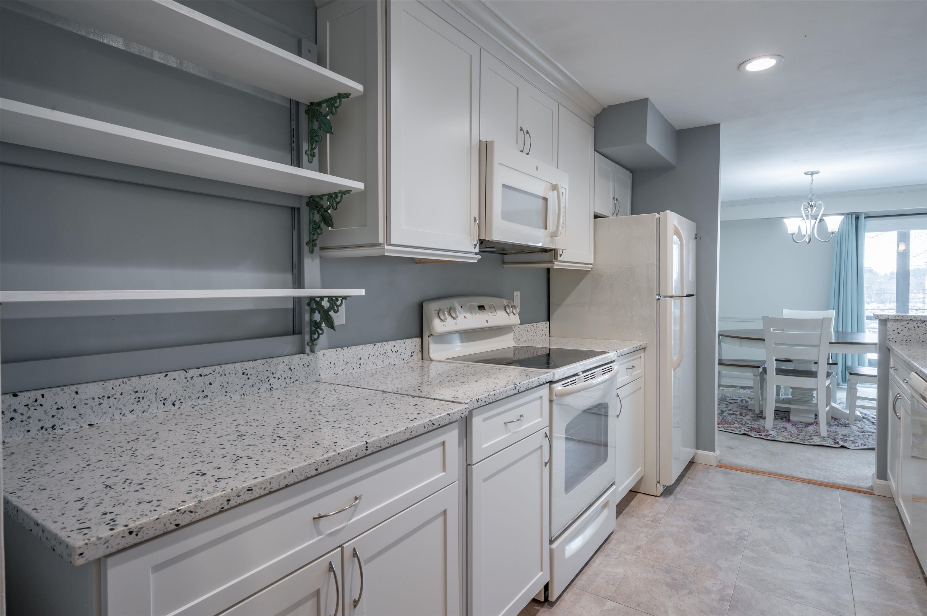 Homes for sale in Nashua, NH | 33 Spit Brook Rd #A2, Nashua, NH 03060 | MLS# 5078337