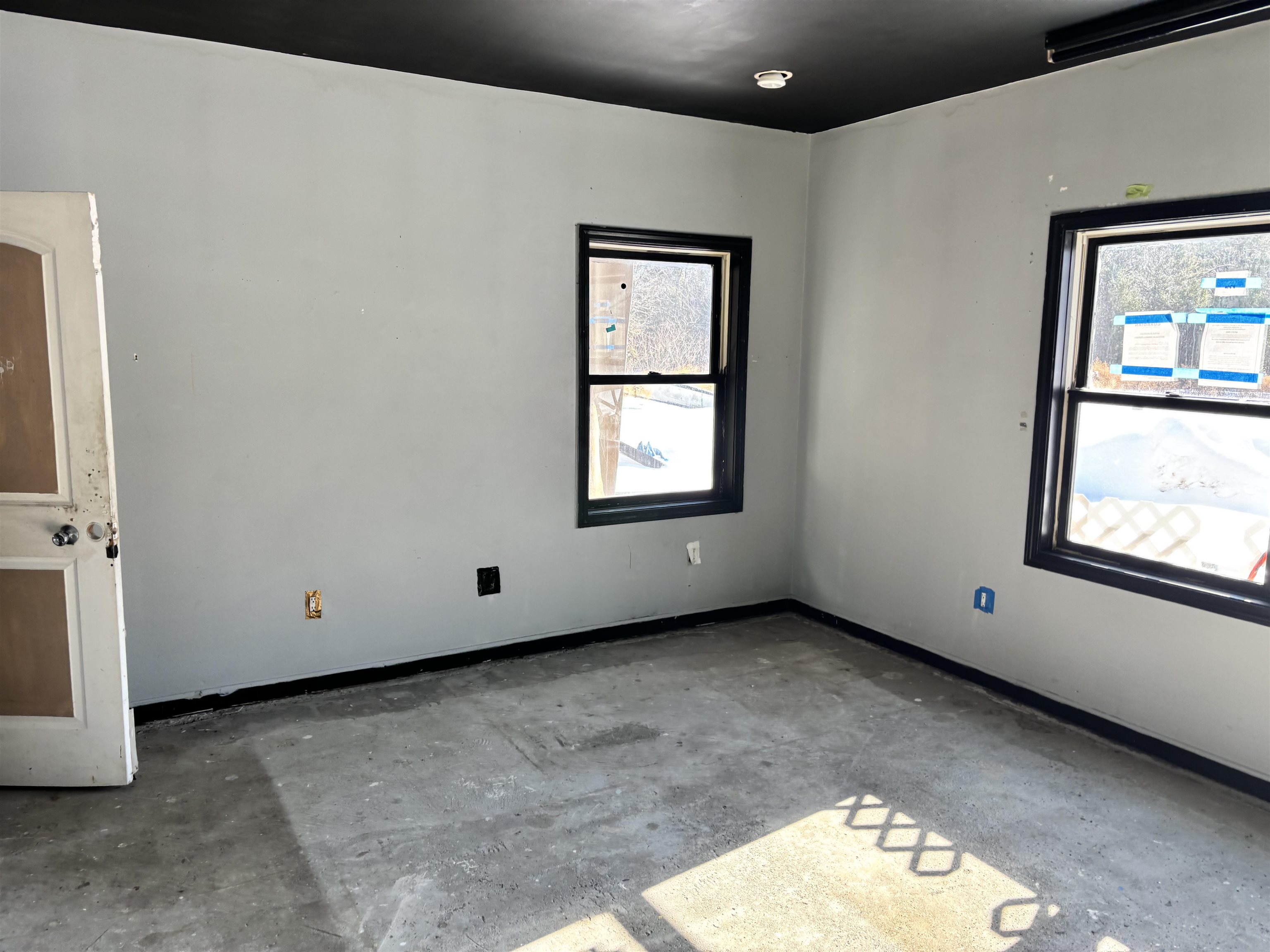 175 Old Turnpike Rd, Nottingham, NH 03290