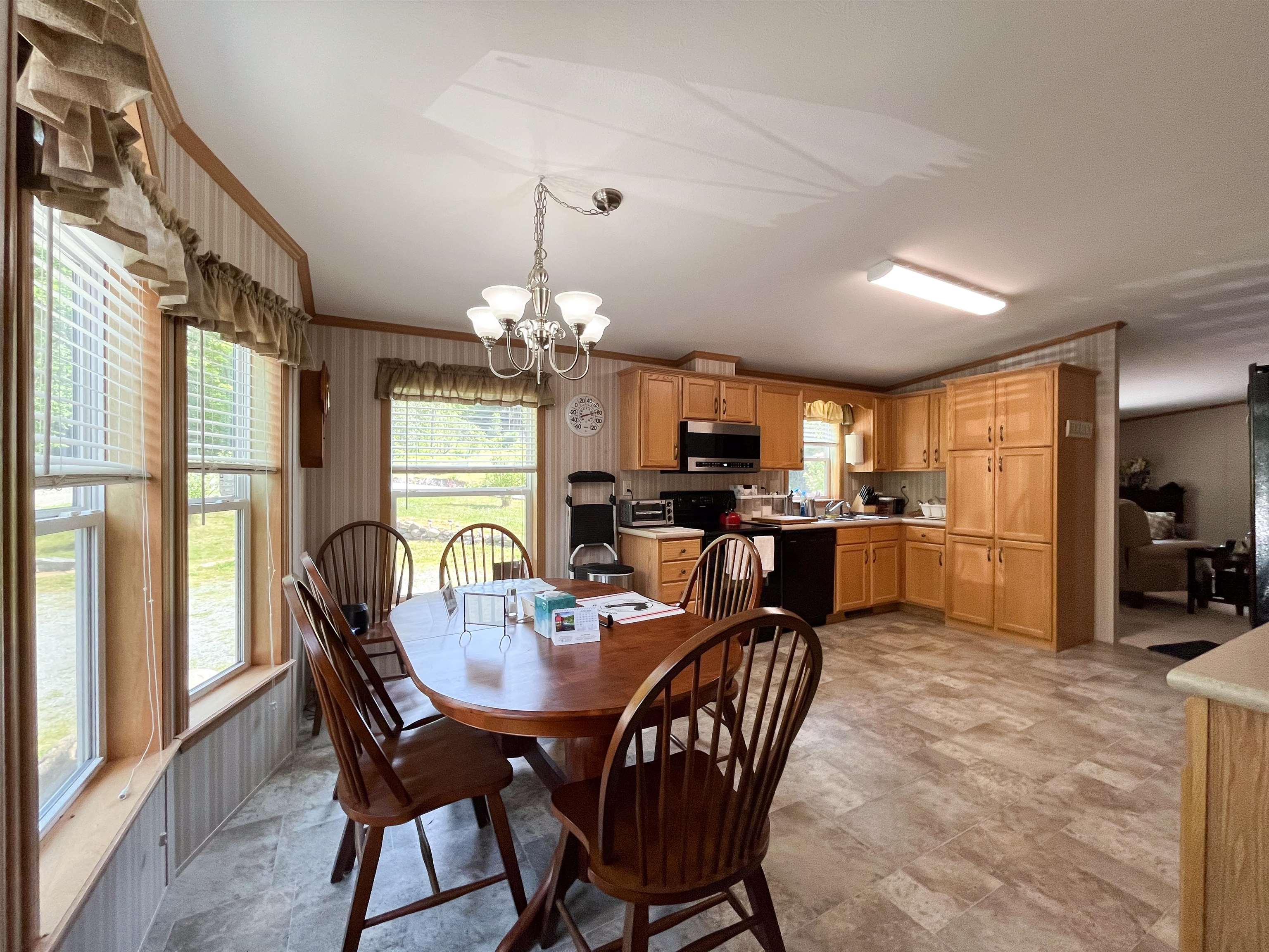 11 Clement Dr, Landaff, NH 03585