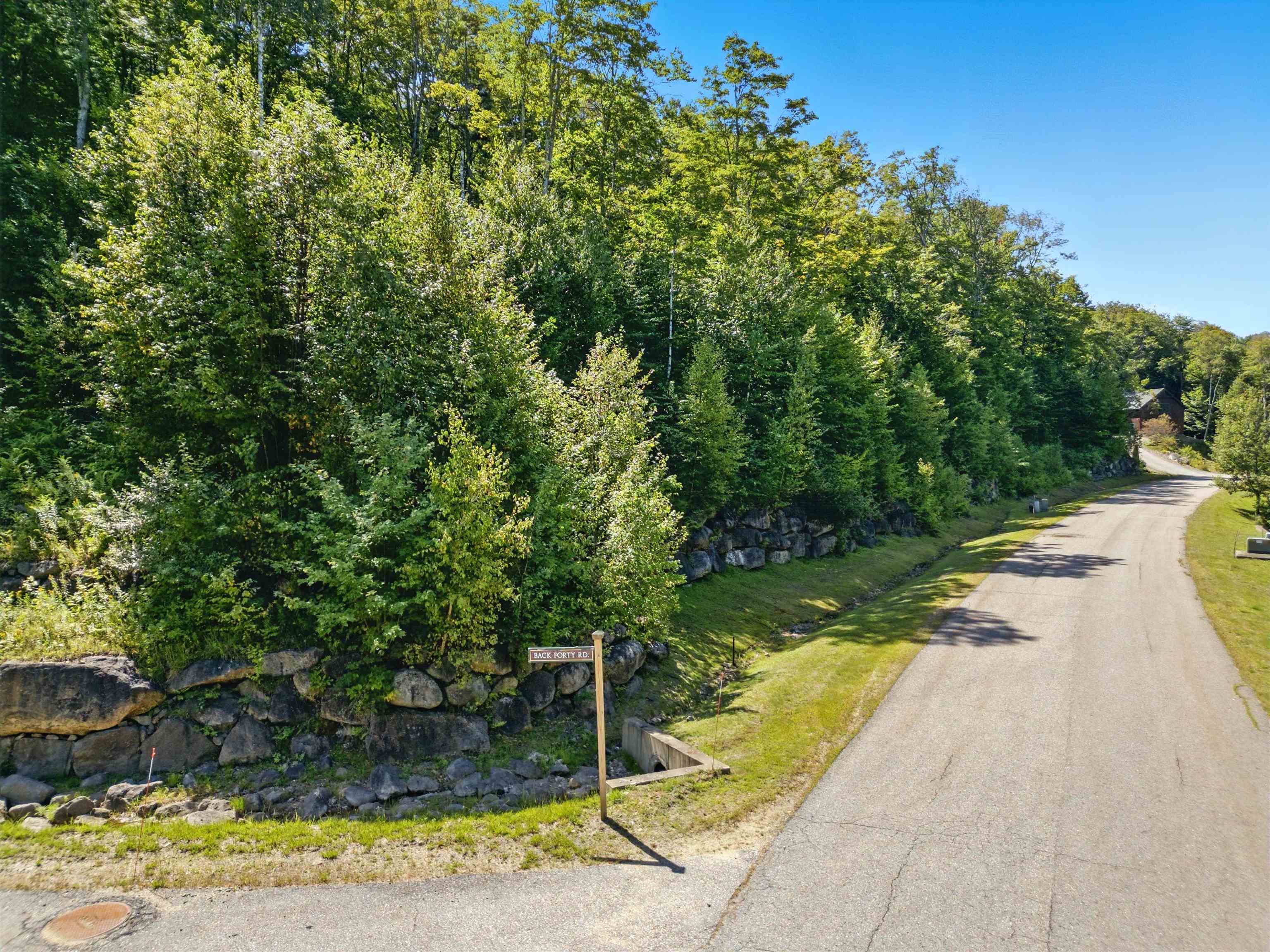 15 Hay Hill Rd, Lincoln, NH 03251