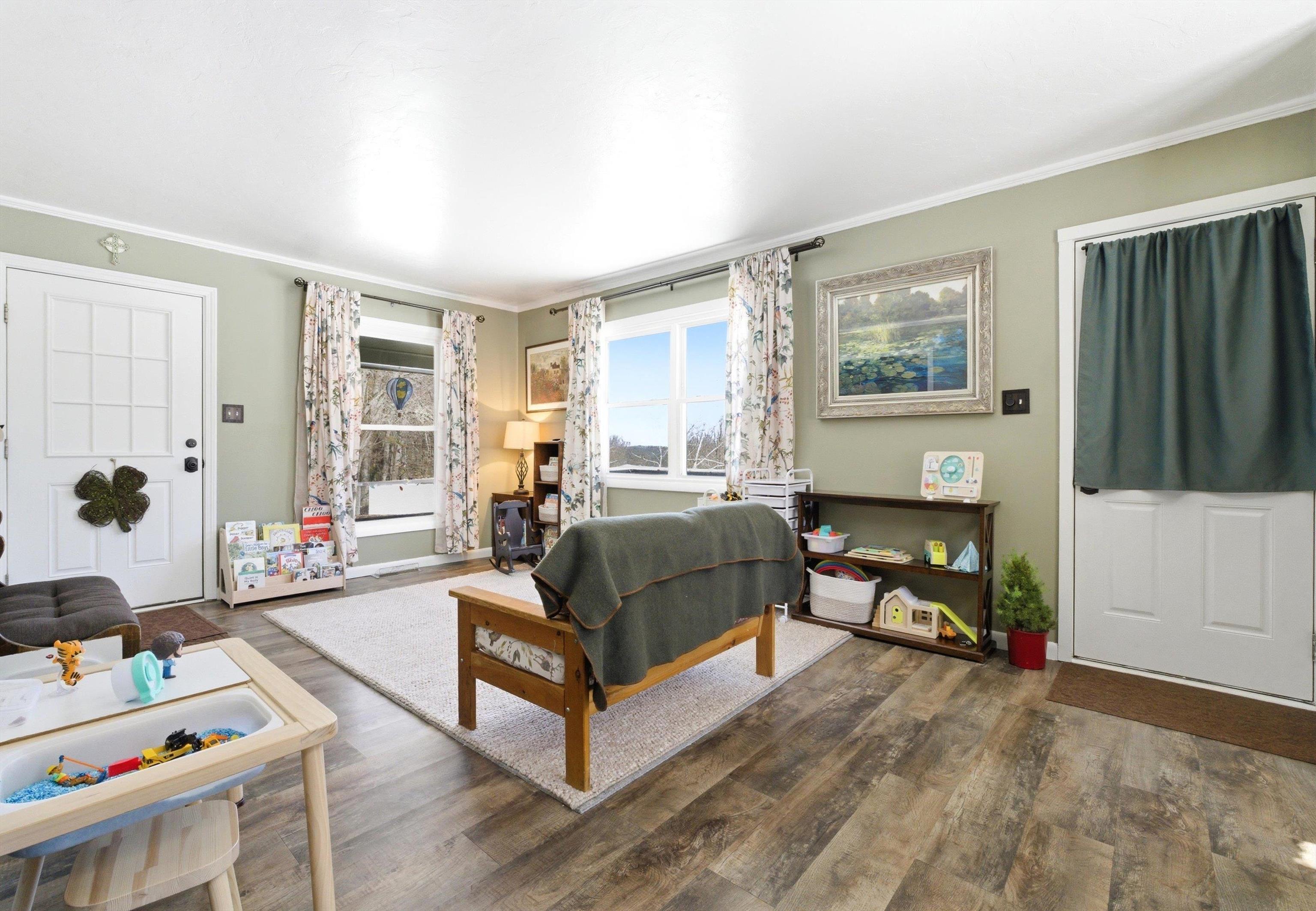 89 Blueberry Ln, Northfield, NH 03276