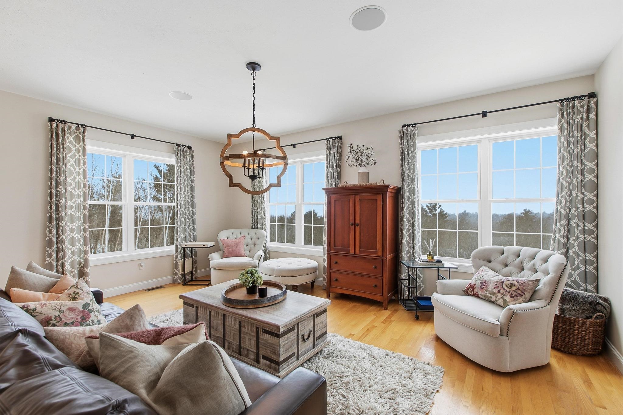 22 Ryan Farm Rd, Windham, NH 03087