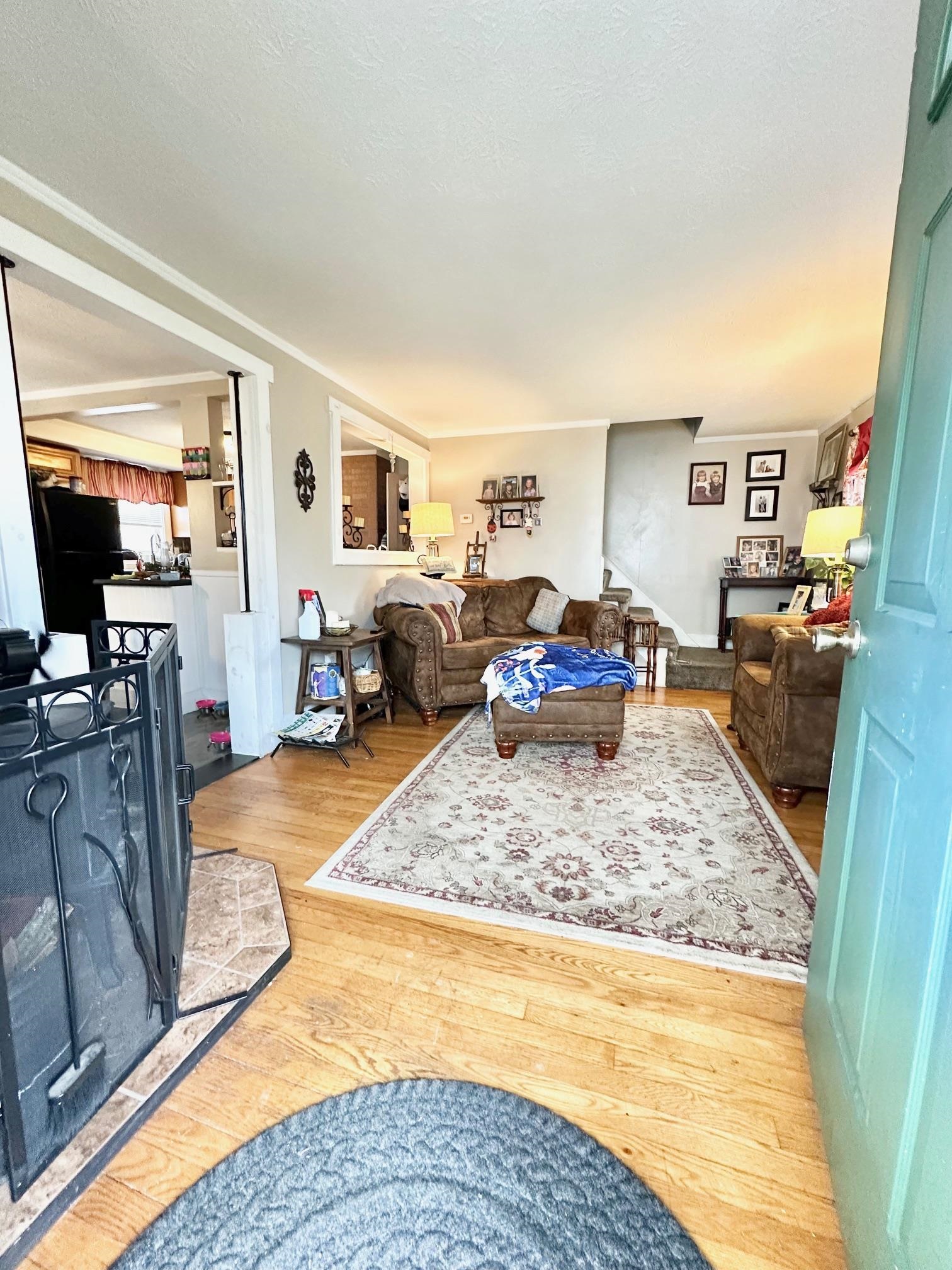 62 Harold St, Manchester, NH 03104