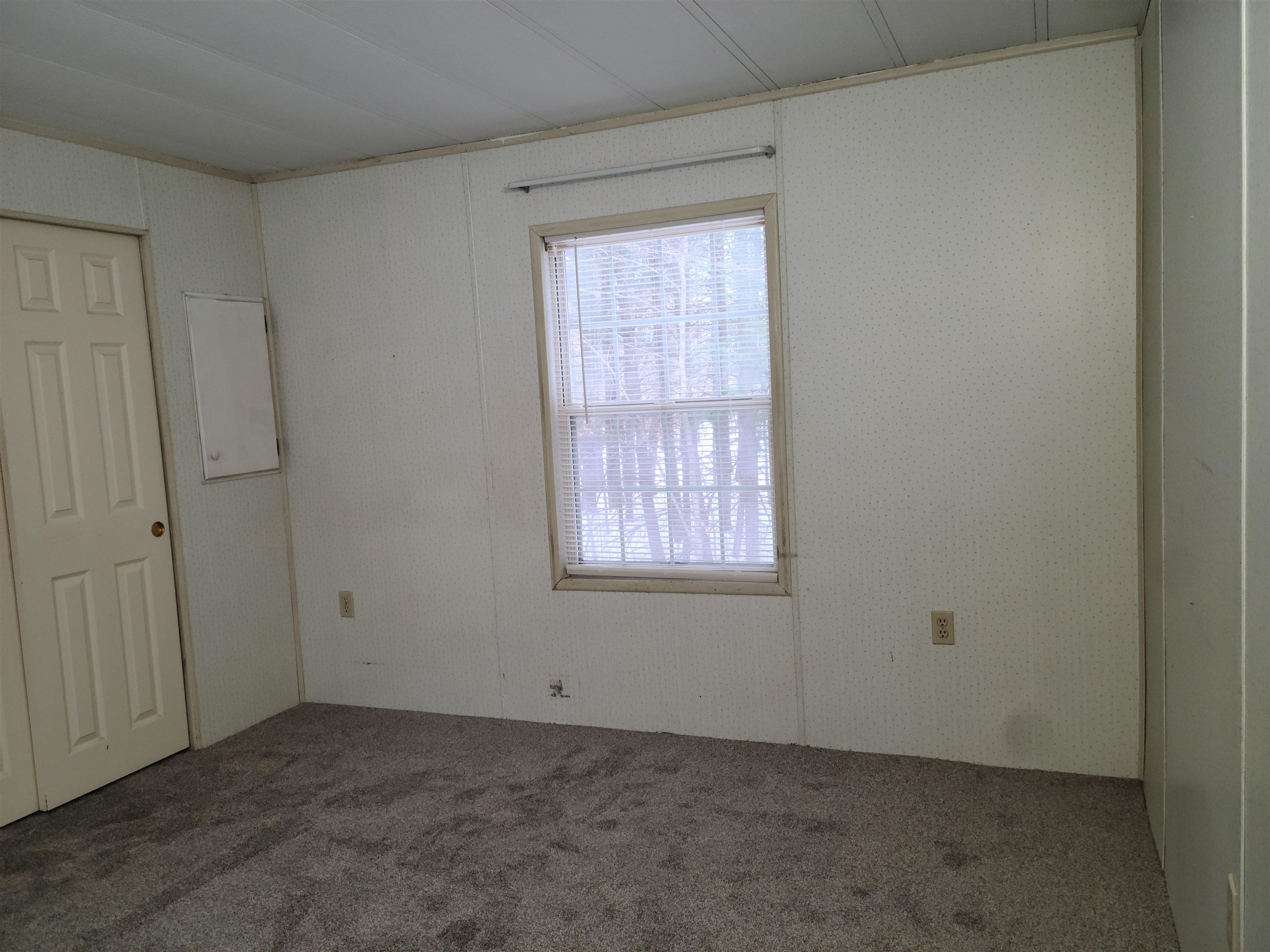 7 Bayberry Ln, Wolfeboro, NH 03894