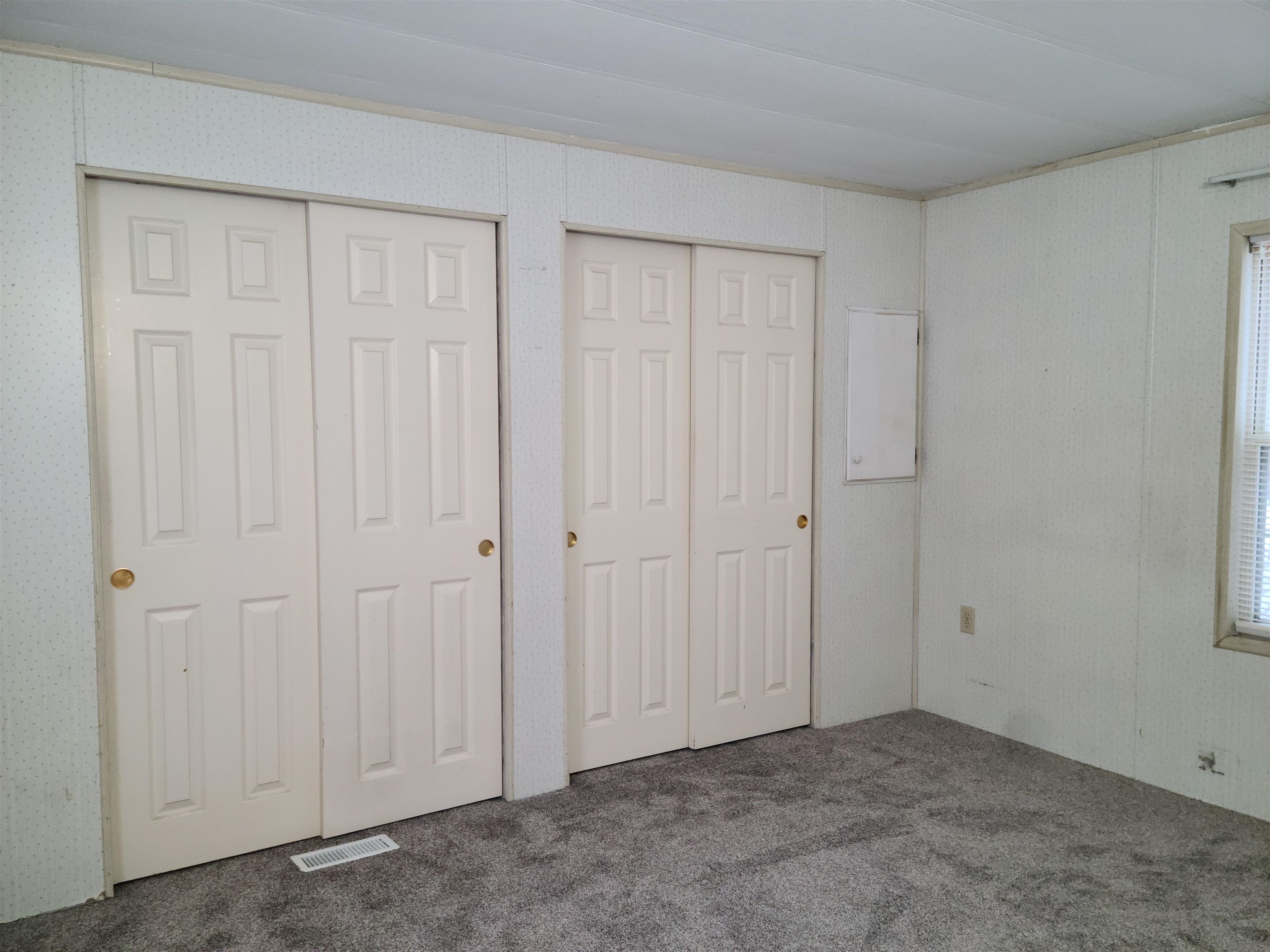 7 Bayberry Ln, Wolfeboro, NH 03894