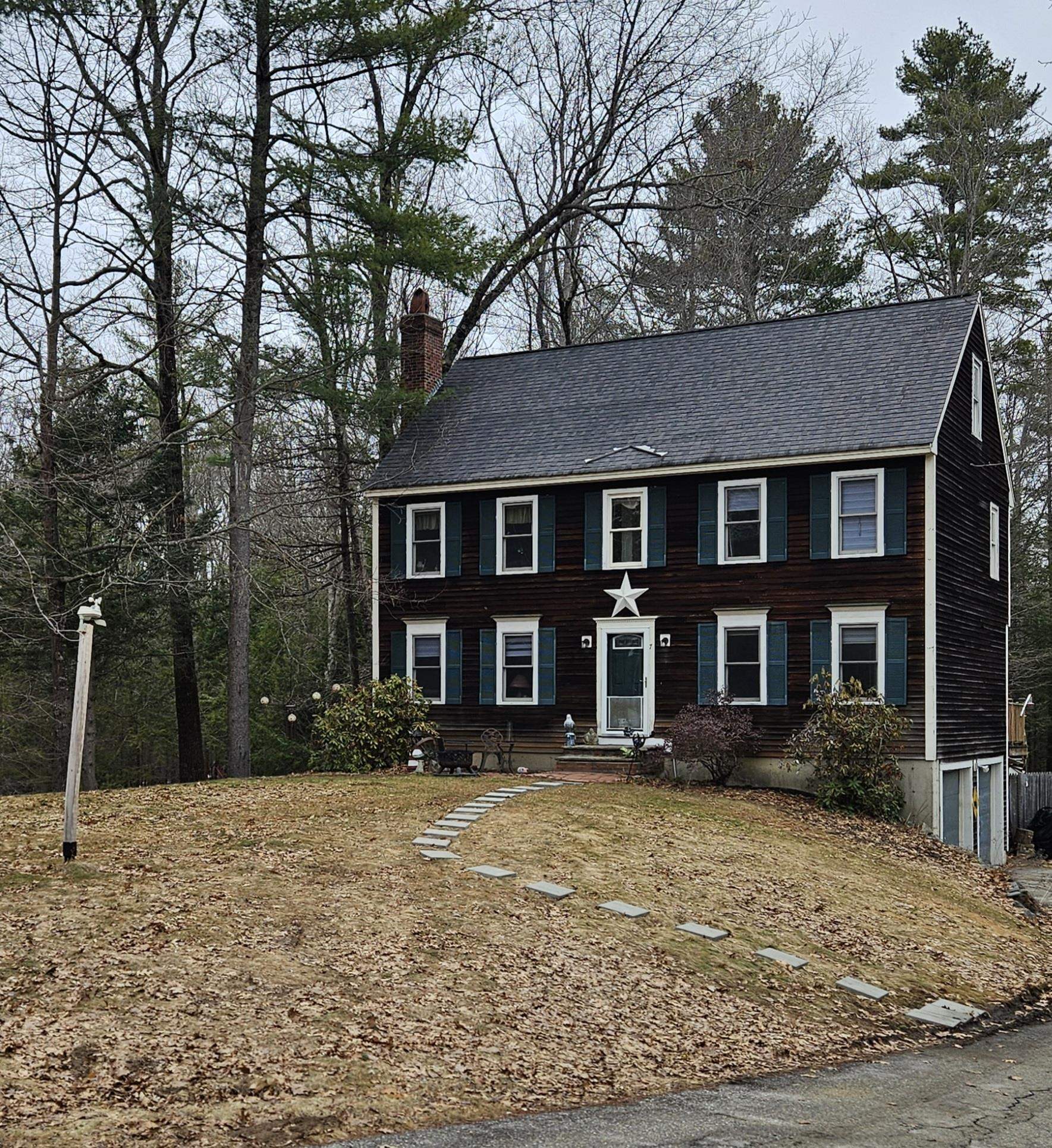 7 Chapman Way, Exeter, NH 03833