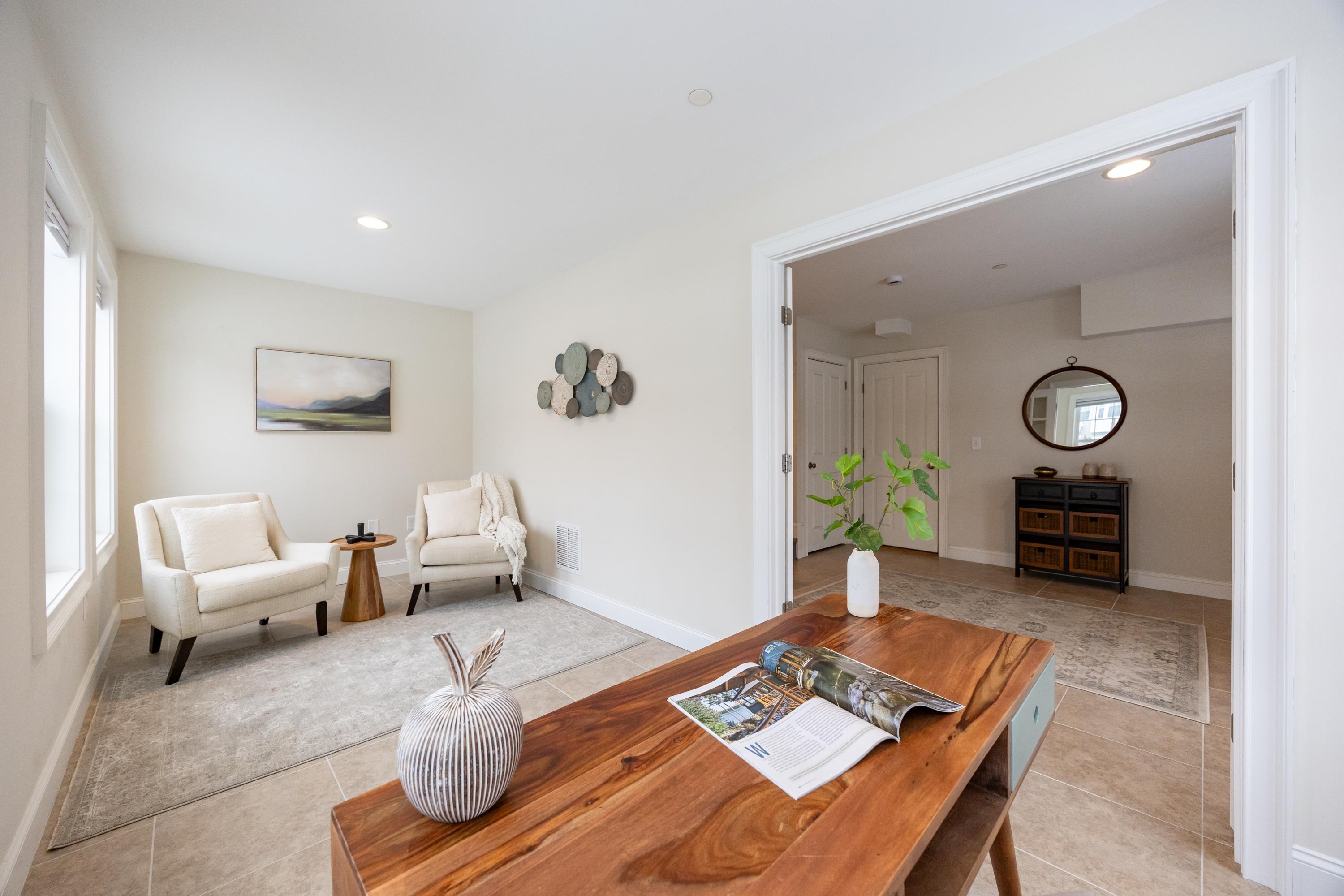 34 Acadia Ln, Exeter, NH 03833