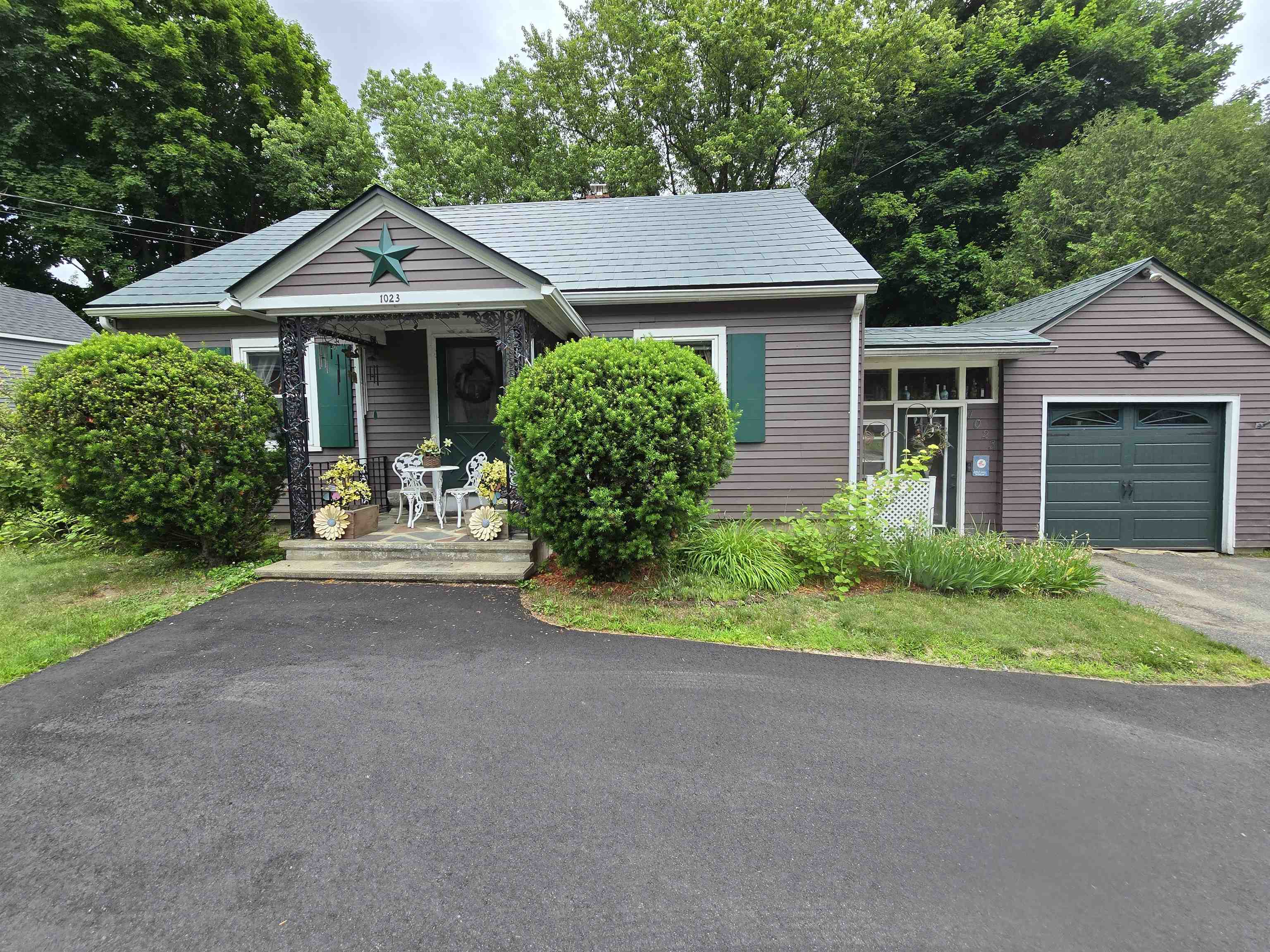 Homes for sale in Laconia, NH | 1023 Main St, Laconia, NH 03246 | MLS# 5078441