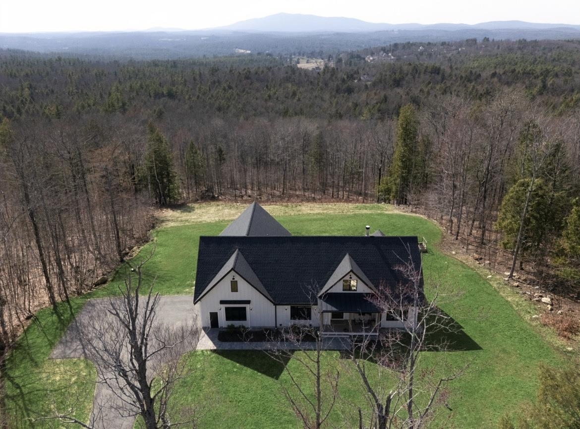 57 Cranberry Meadow Dr, Peterborough, NH 03458