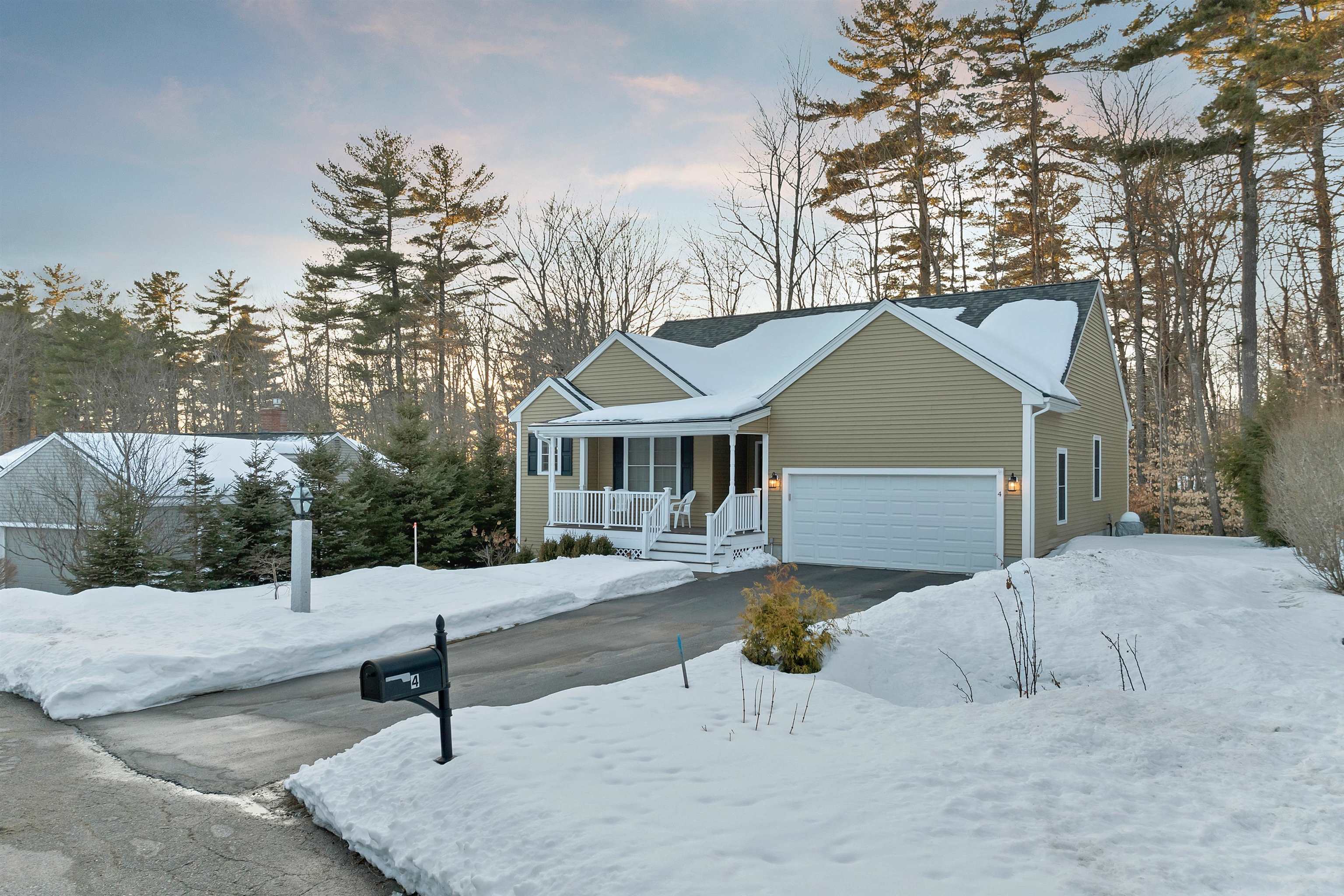 4 Mulberry Ct, Wolfeboro, NH 03894
