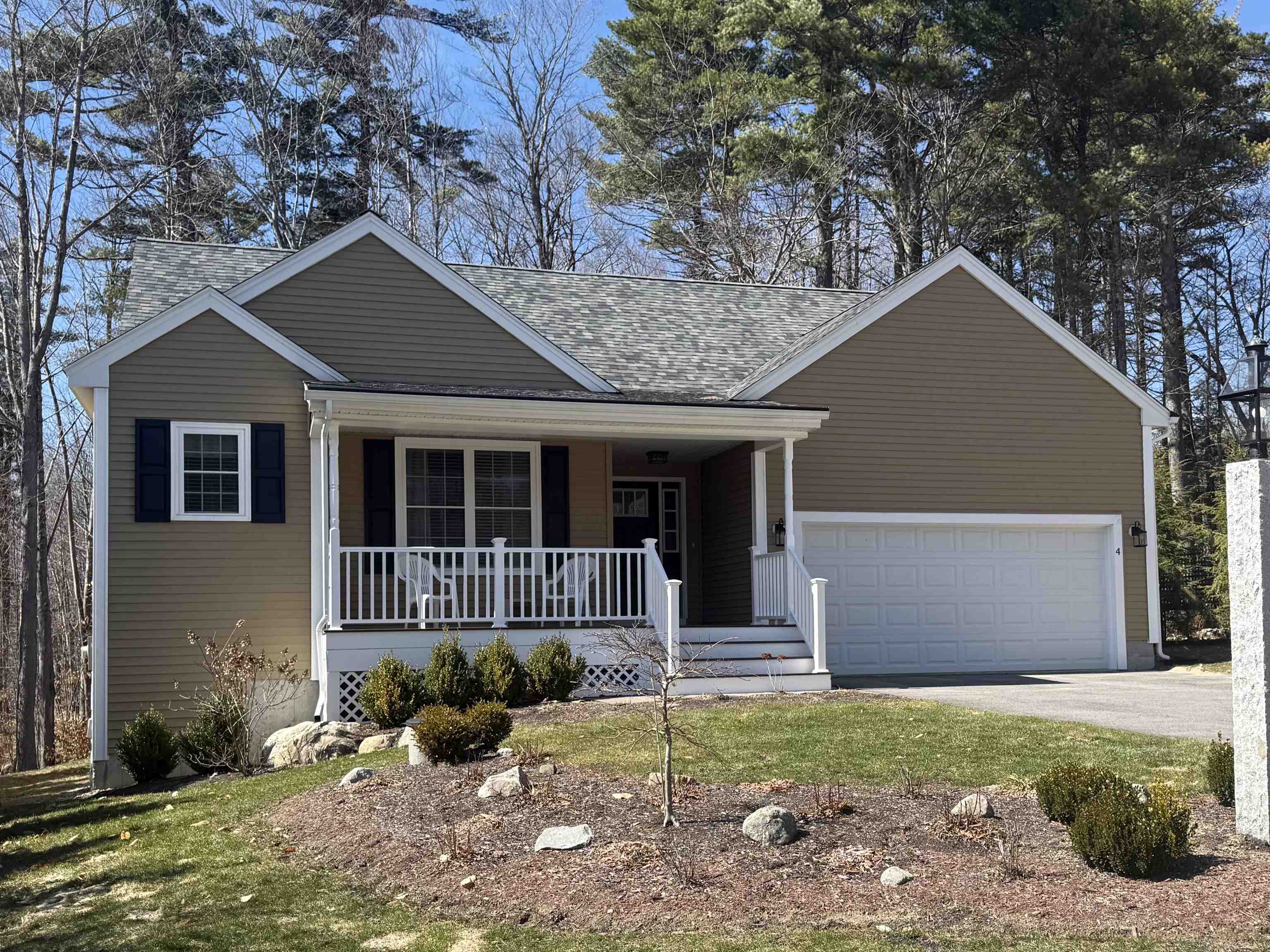 4 Mulberry Ct, Wolfeboro, NH 03894