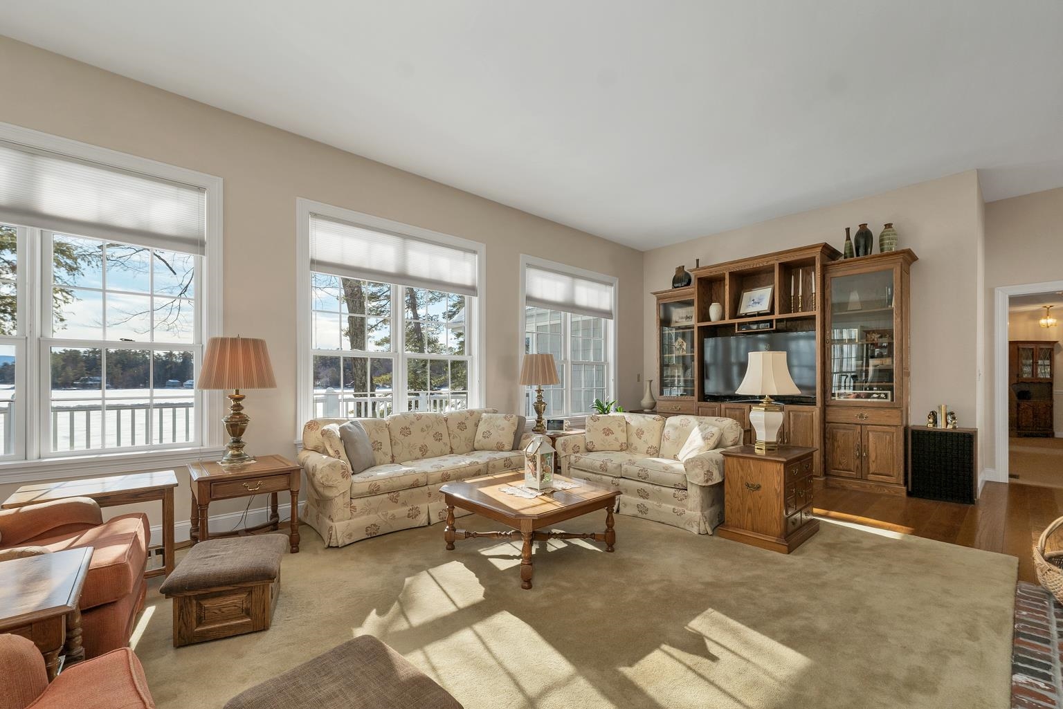 6 Governor Wentworth Hw, Tuftonboro, NH 03853