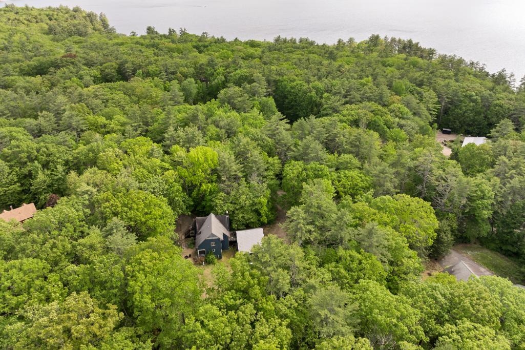 11 Bonney Shores Rd, Meredith, NH 03253