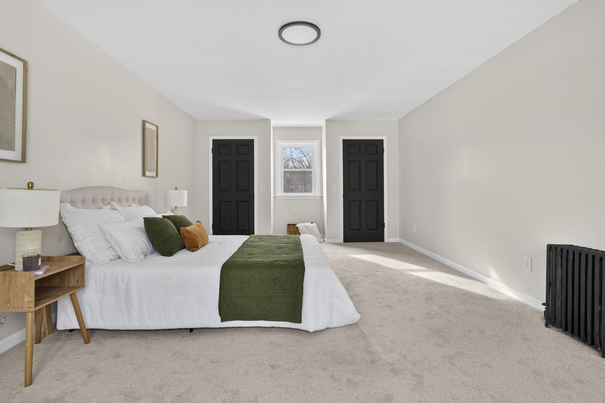 48 Jackson St, Laconia, NH 03246