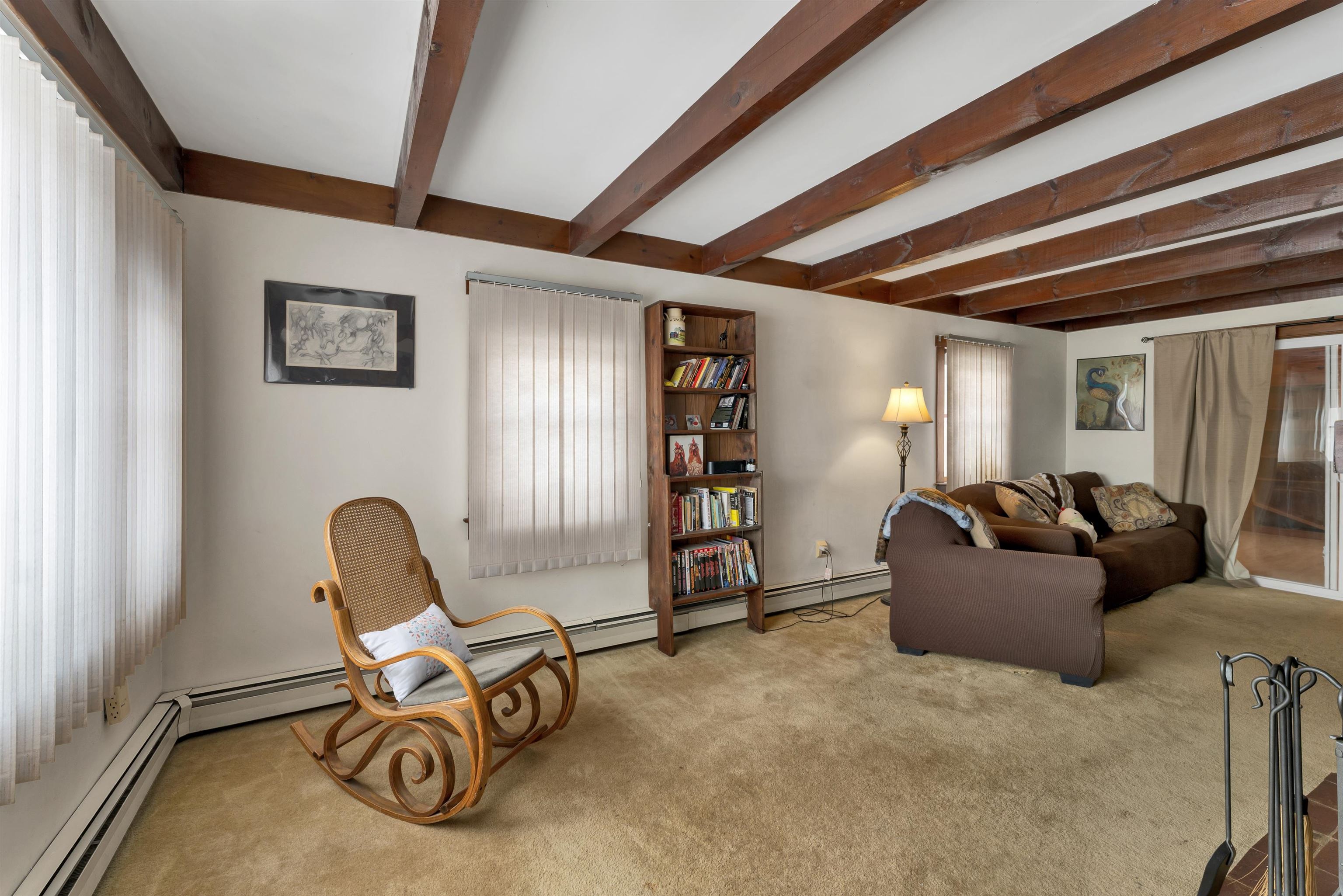 99 Washington St, Rochester, NH 03867