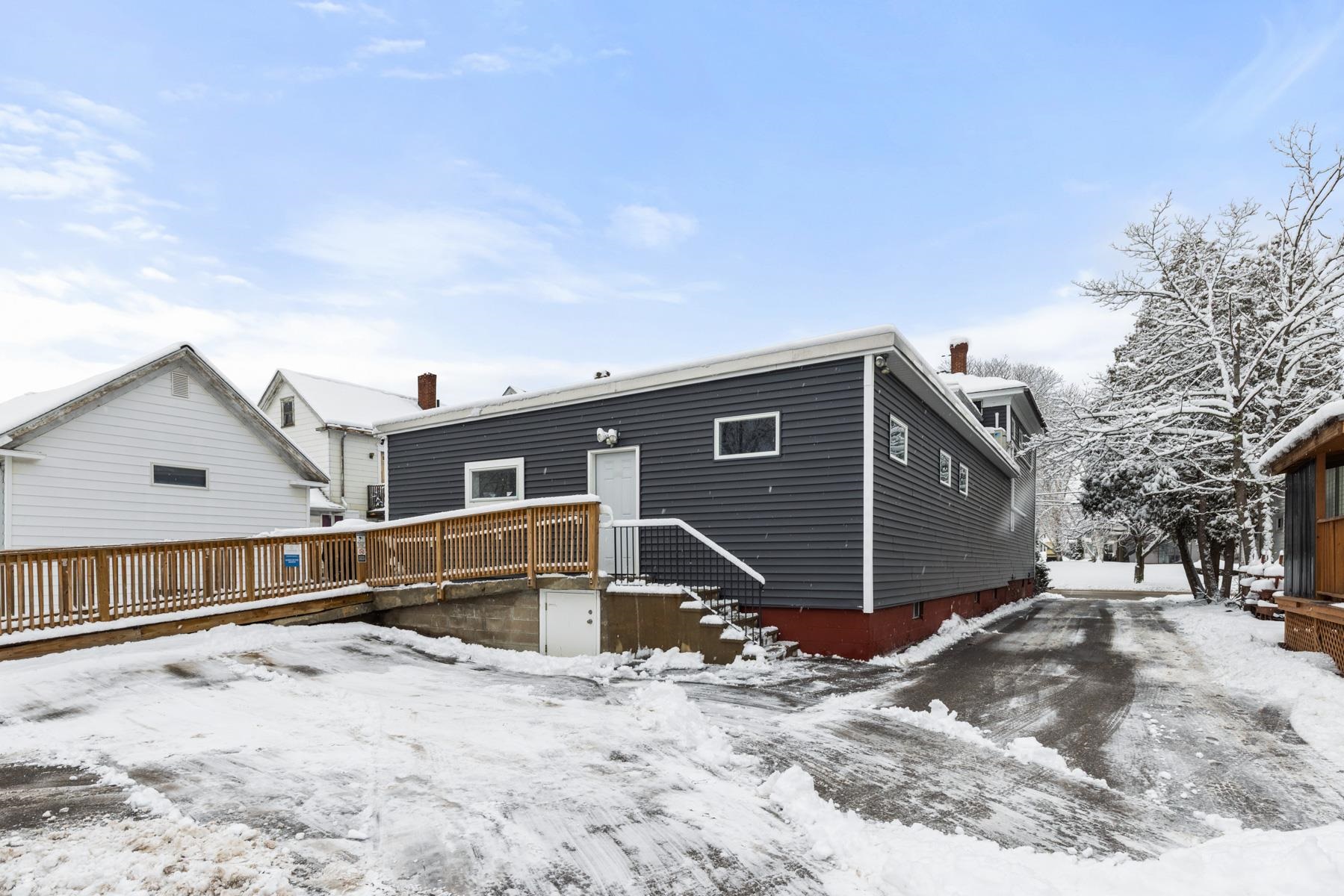 642 Central Ave, Dover, NH 03820