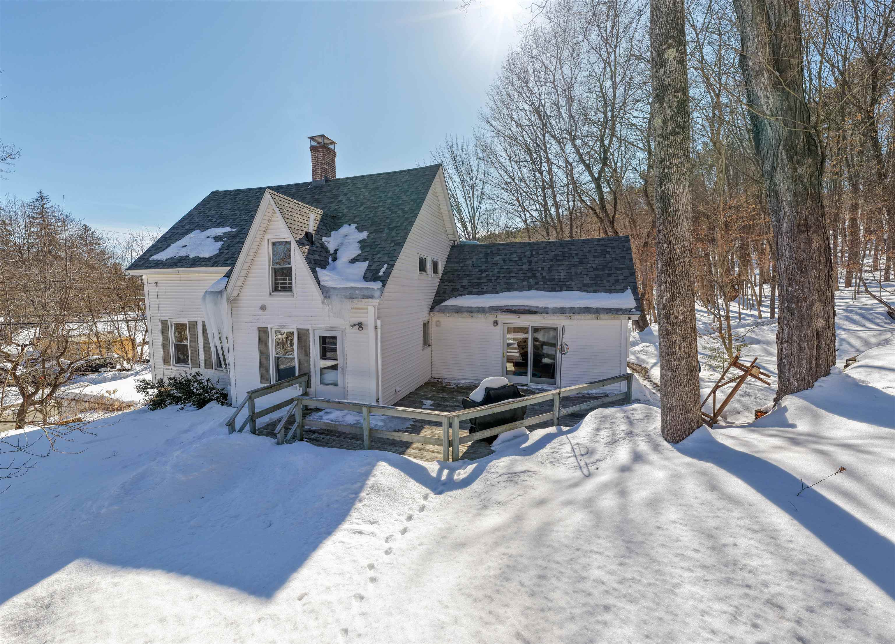 9 Kelsea Ave, Center Harbor, NH 03226