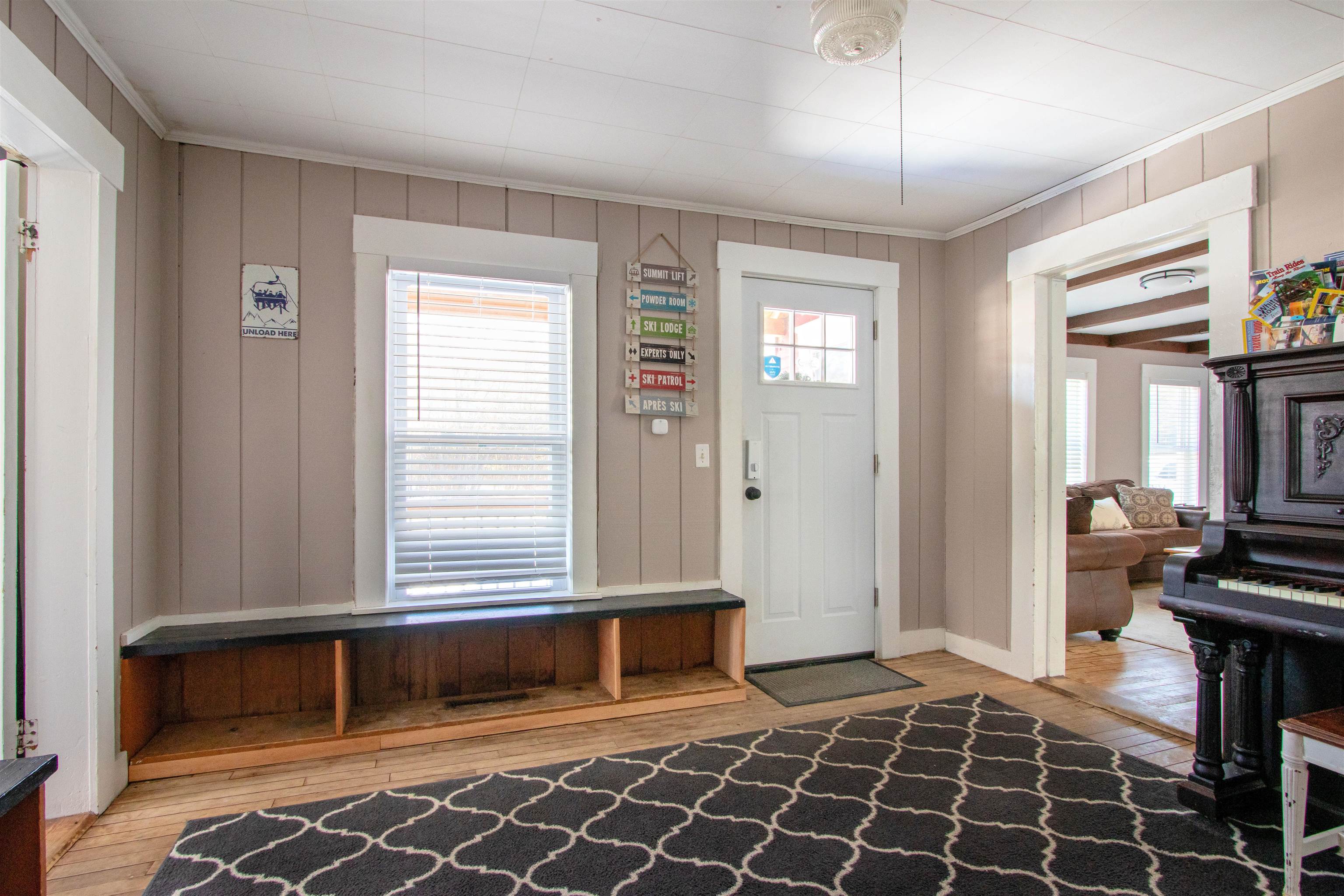 664 Main St, Franconia, NH 03580