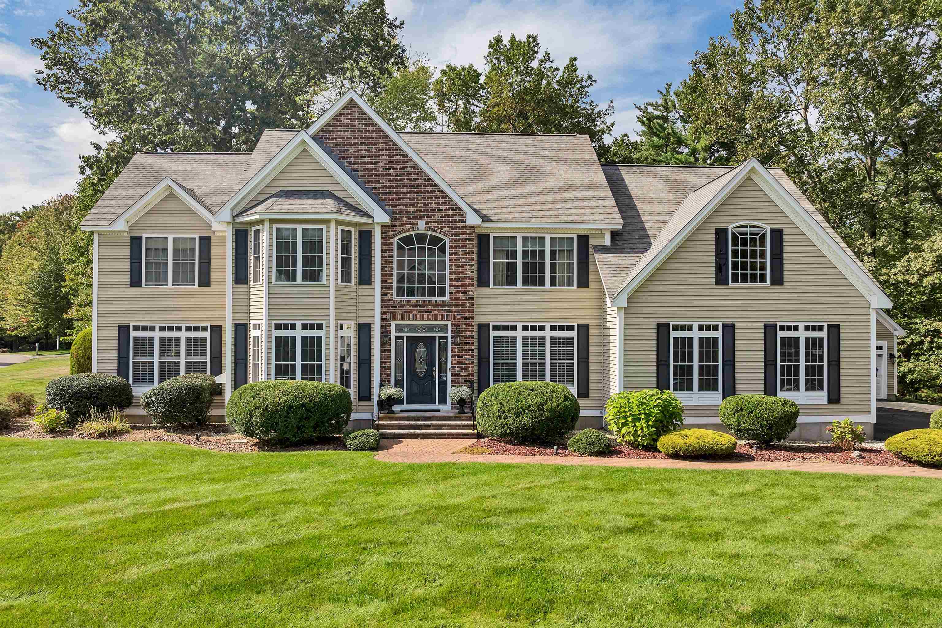 20 Hancock Rd, Windham, NH 03087