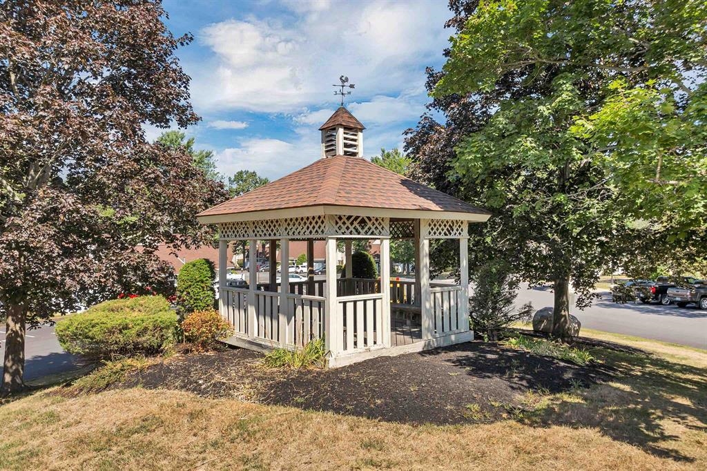 20 Franklin Hts, Rochester, NH 03867