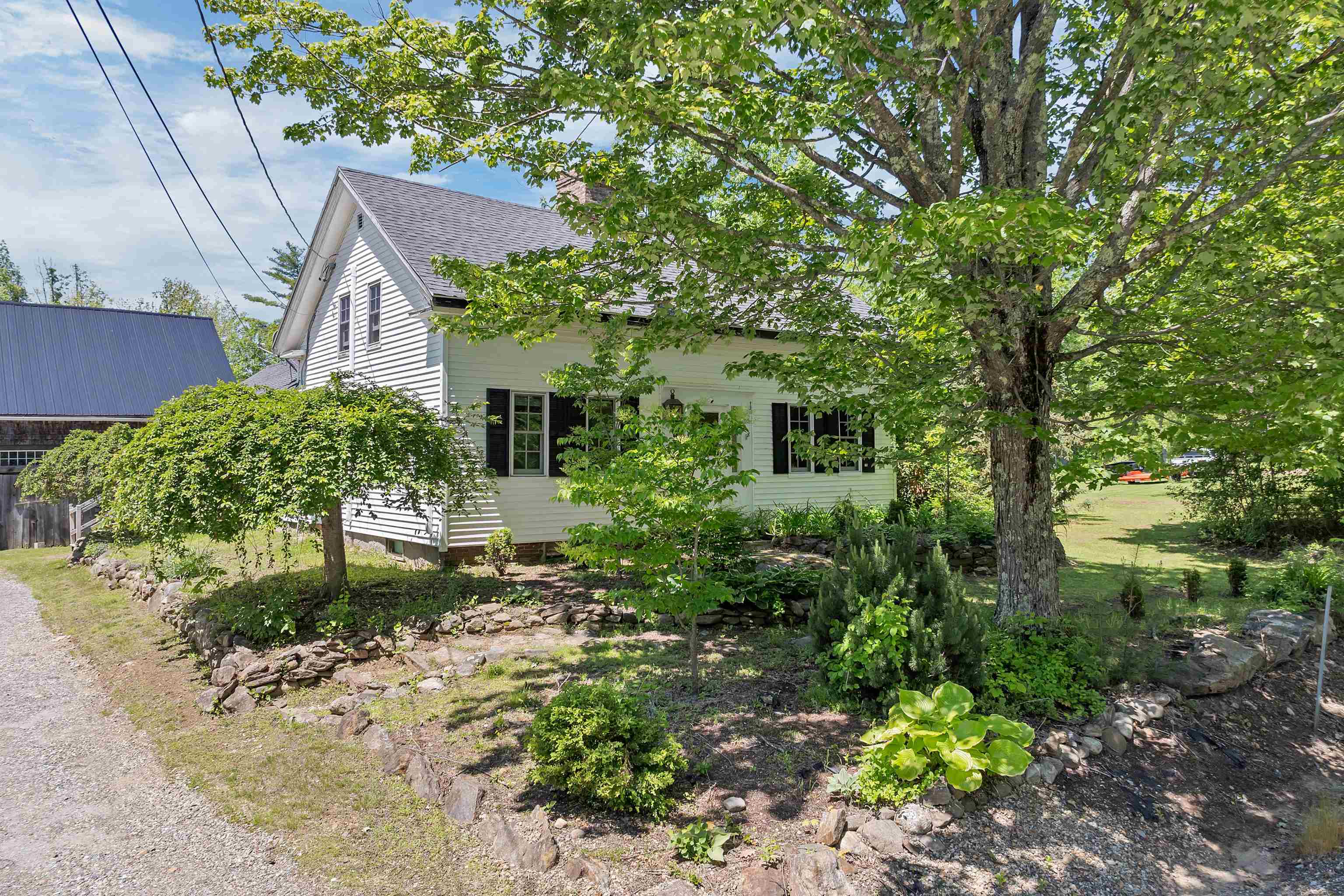 118 Upper Bay Dr, Sanbornton, NH 03289