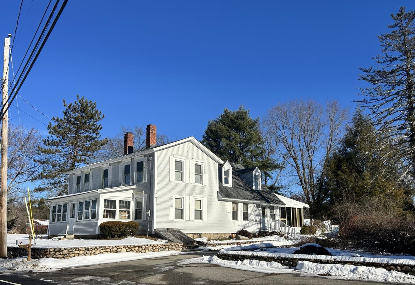 1822 Hooksett Rd, Hooksett, NH 03106