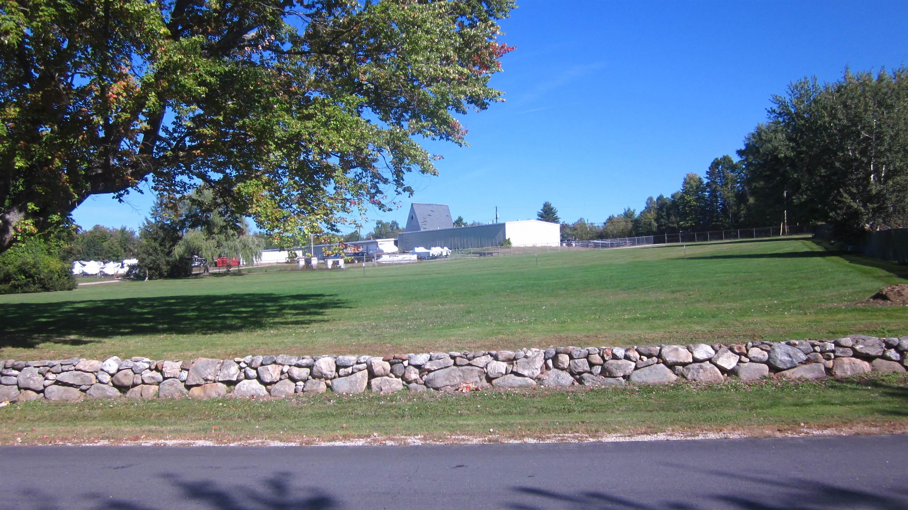 1822 Hooksett Rd, Hooksett, NH 03106