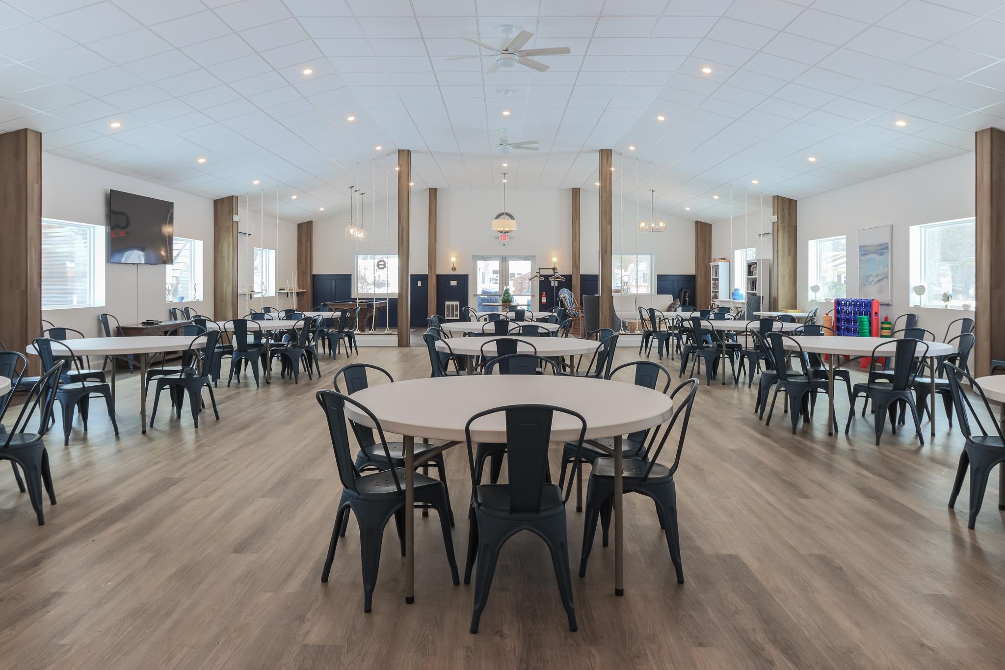 104 Robin Hood Dr, Exeter, NH 03833