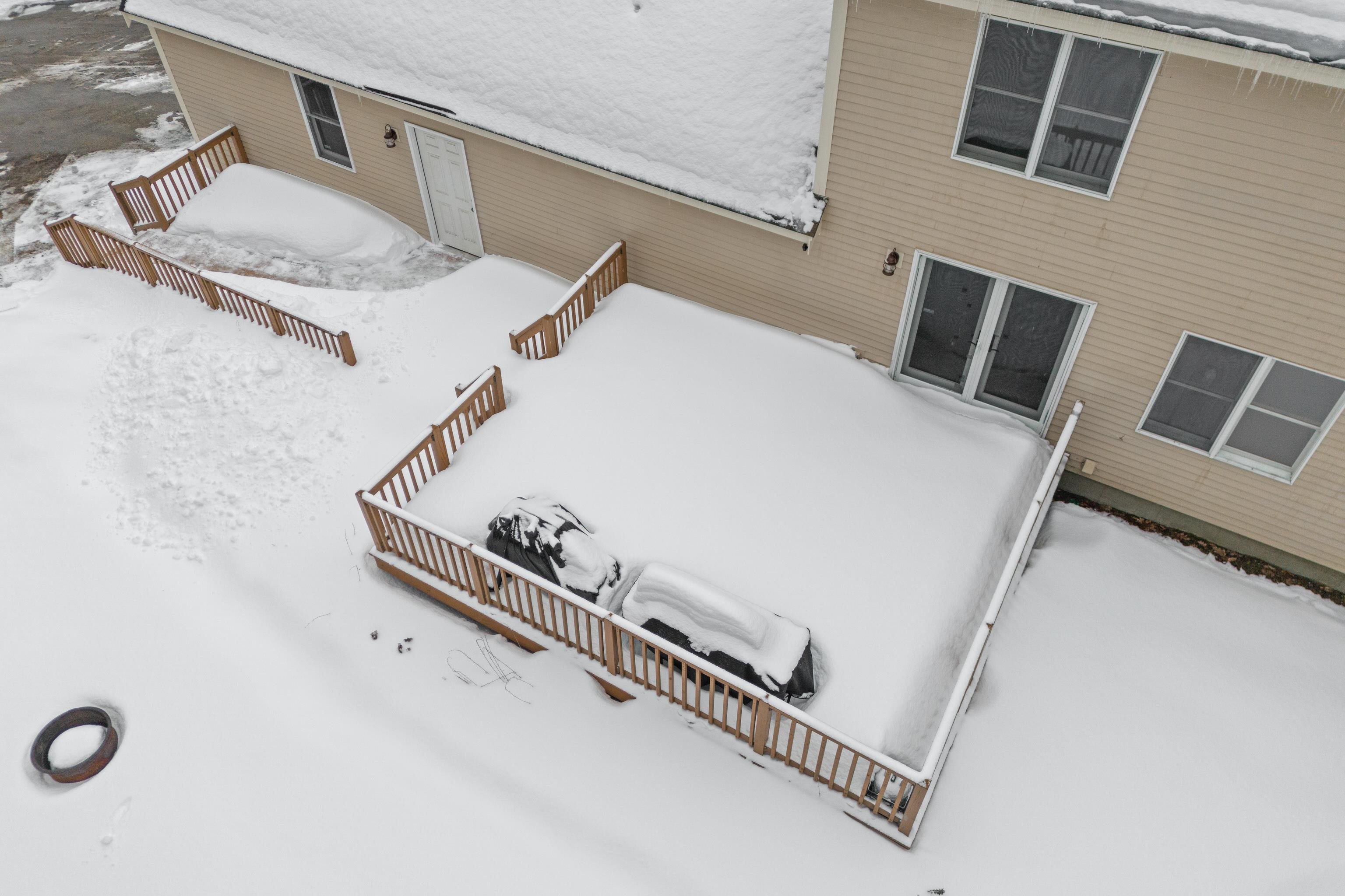 15 Chevey Hill Rd, Weare, NH 03281