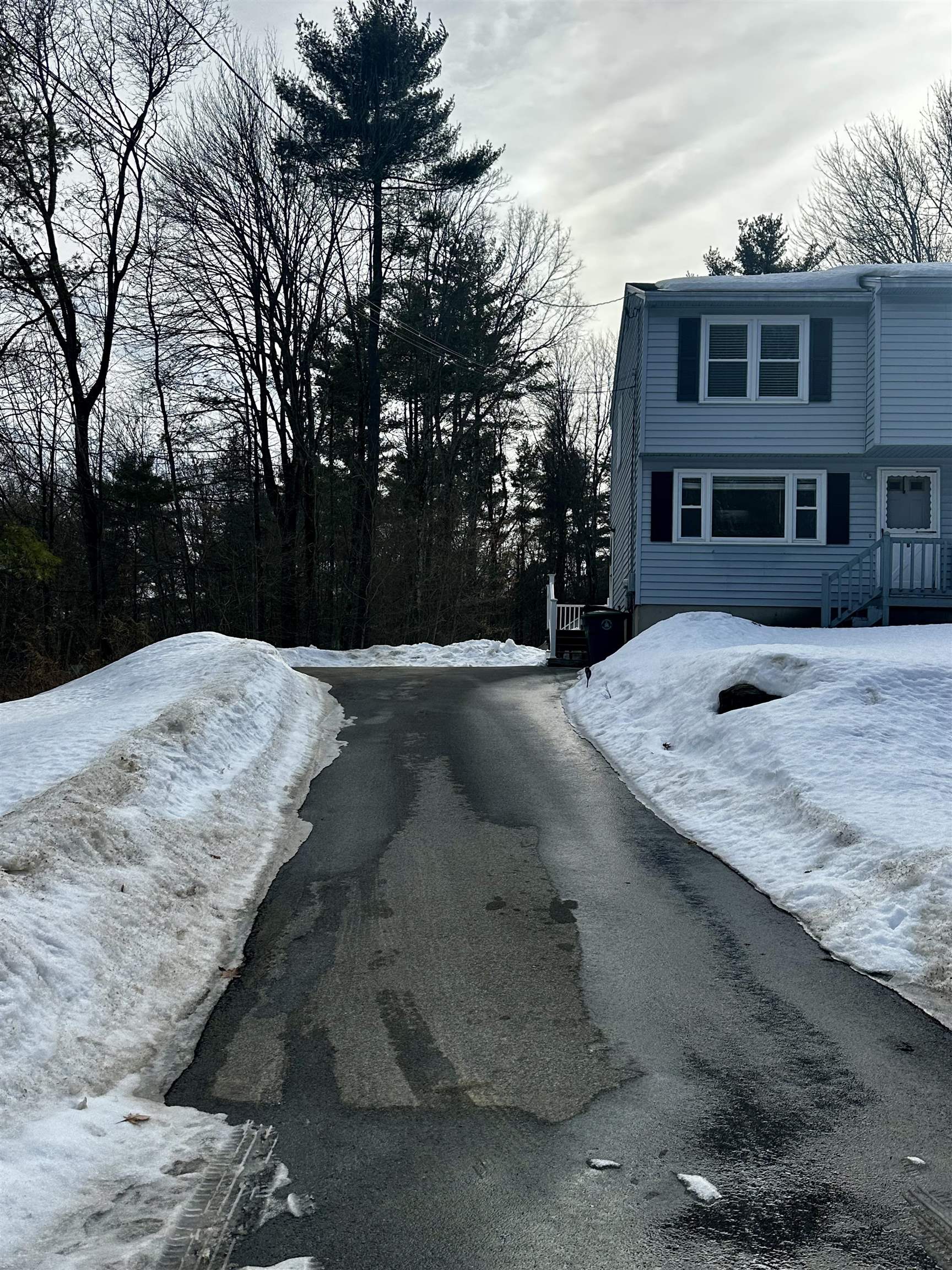 Homes for sale in Pembroke, NH | 162 Tina Dr #B, Pembroke, NH 03275 | MLS# 5078610