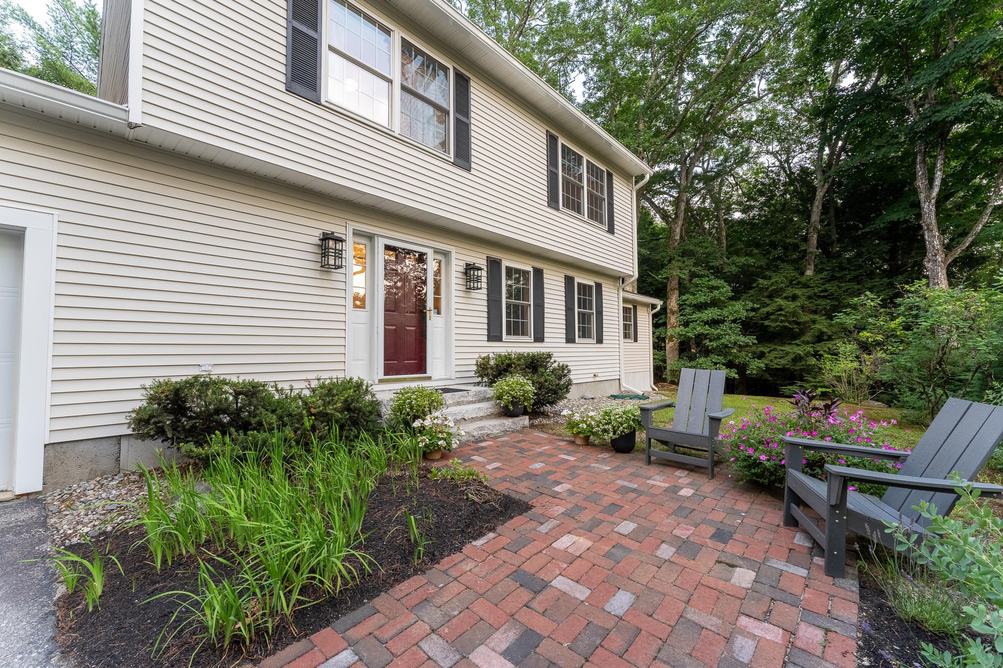 139 Skyline Drive — photo 1