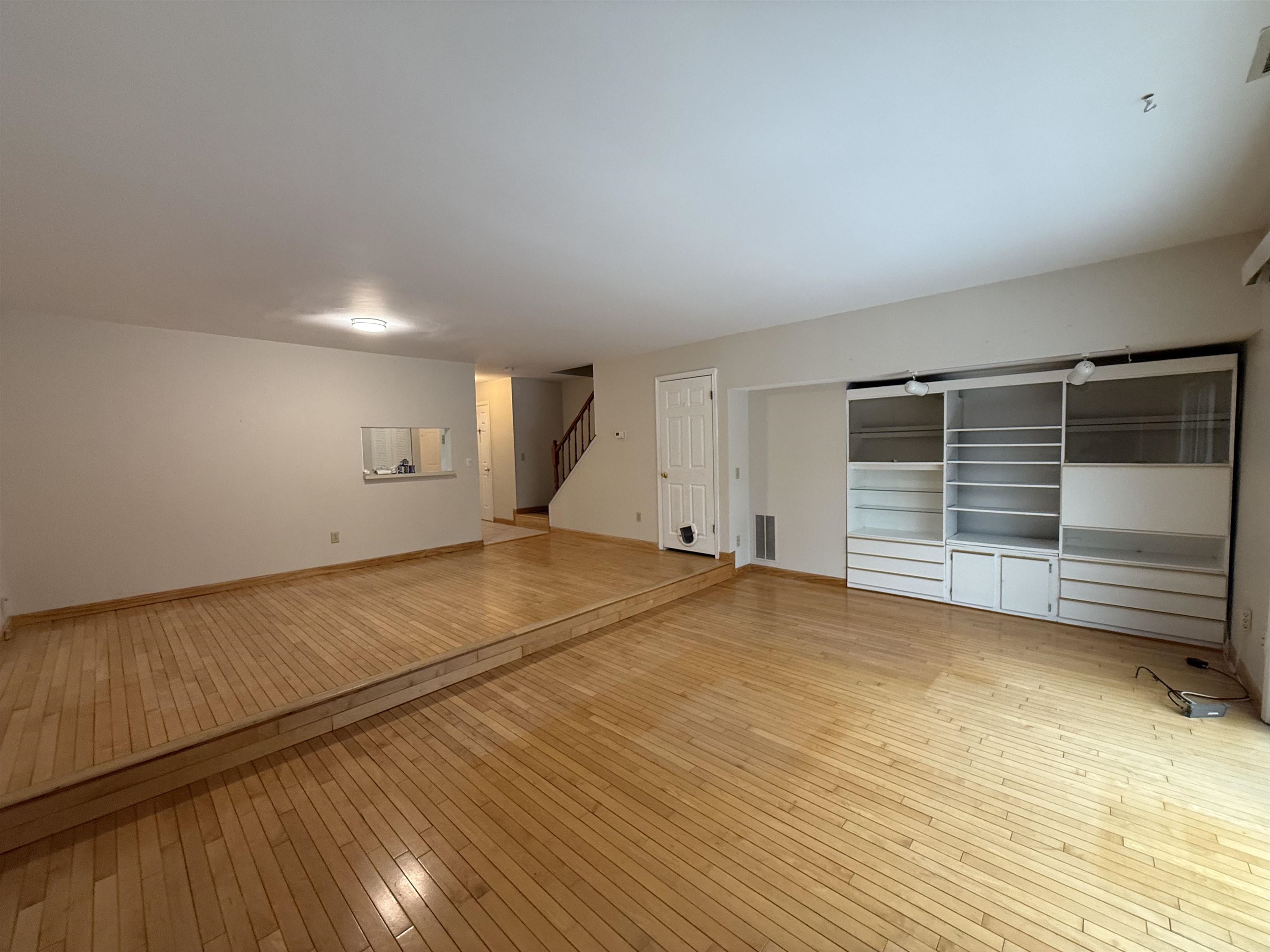 147 Middlesex Rd, Merrimack, NH 03054