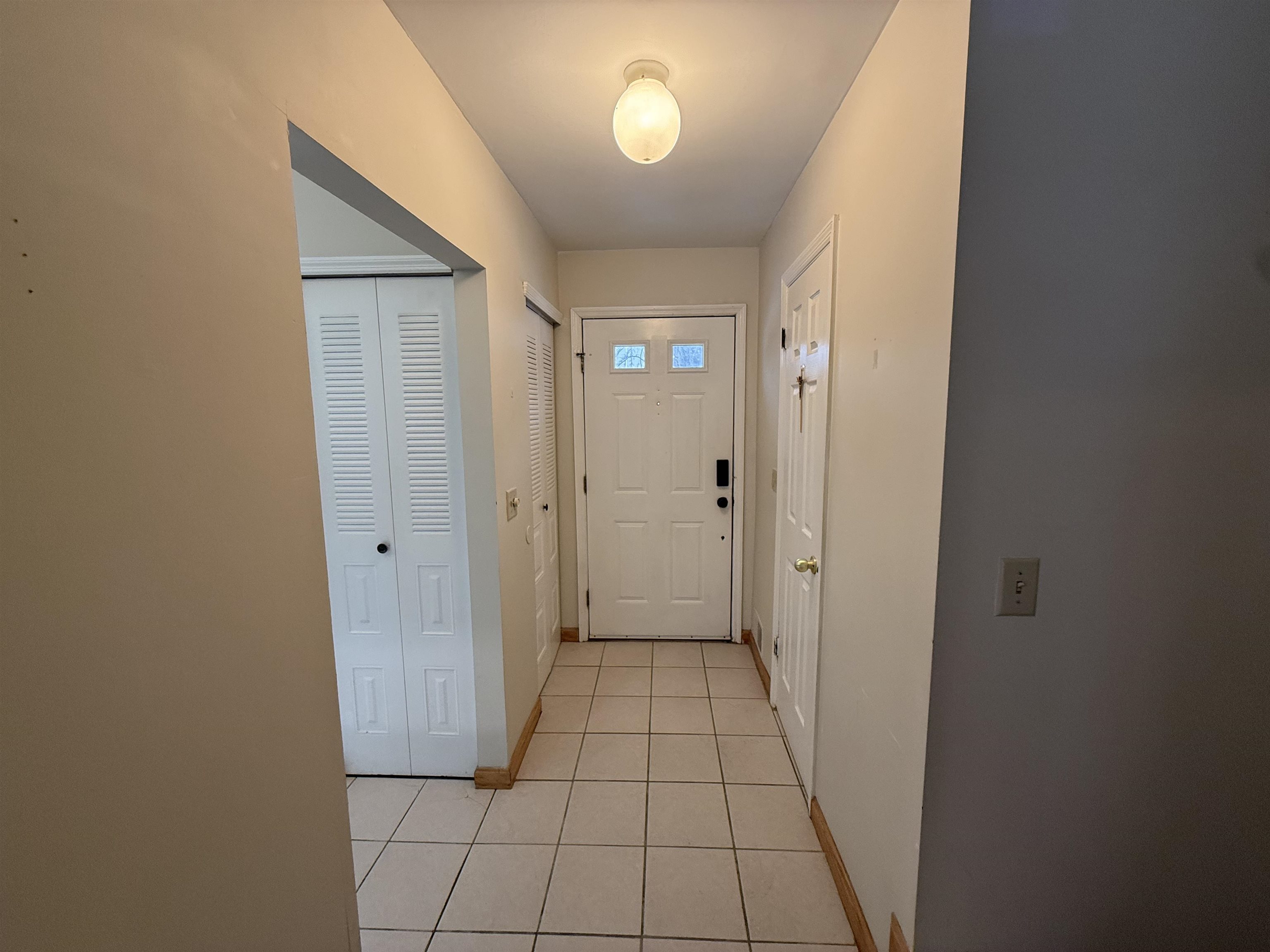 147 Middlesex Rd, Merrimack, NH 03054