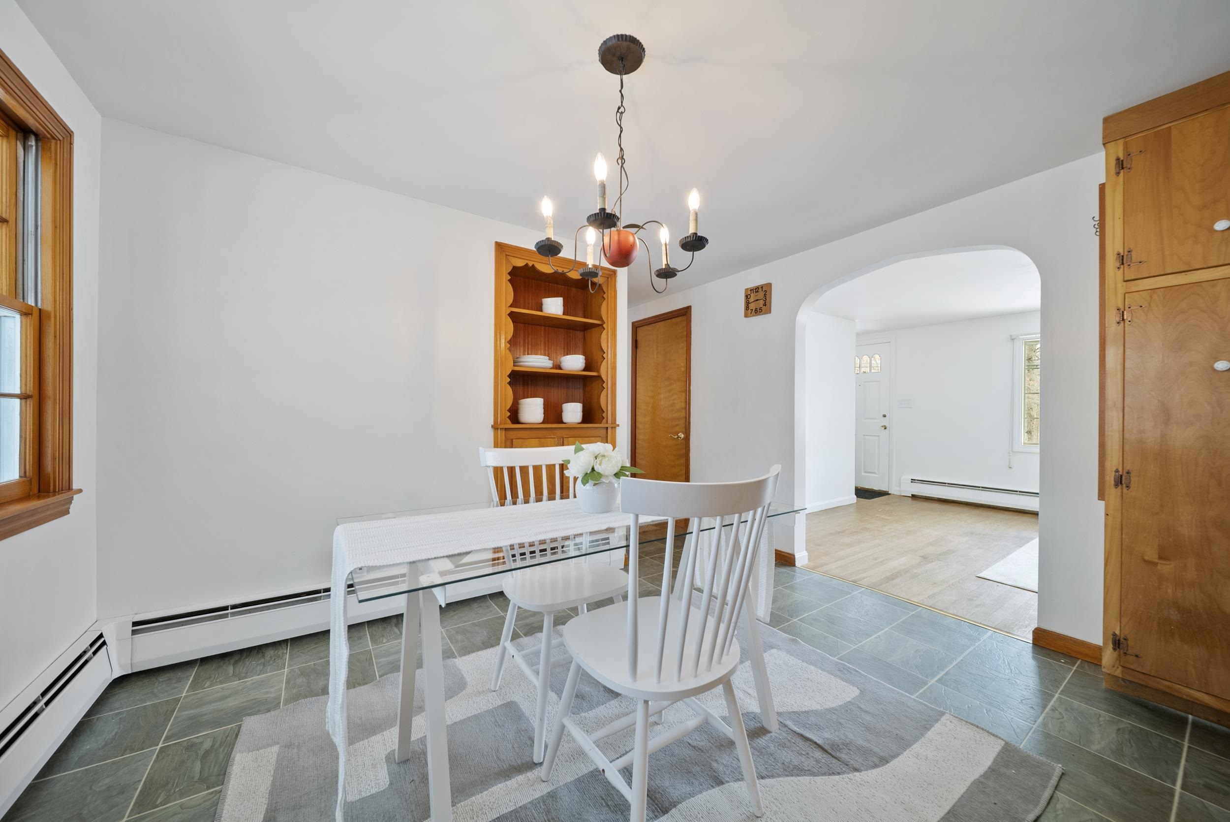 64 Lake St, Salem, NH 03079