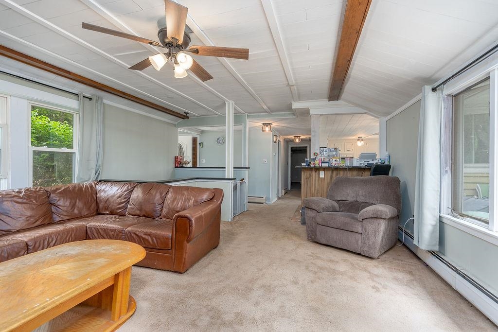 3 Spruce Cove Rd, Northwood, NH 03261