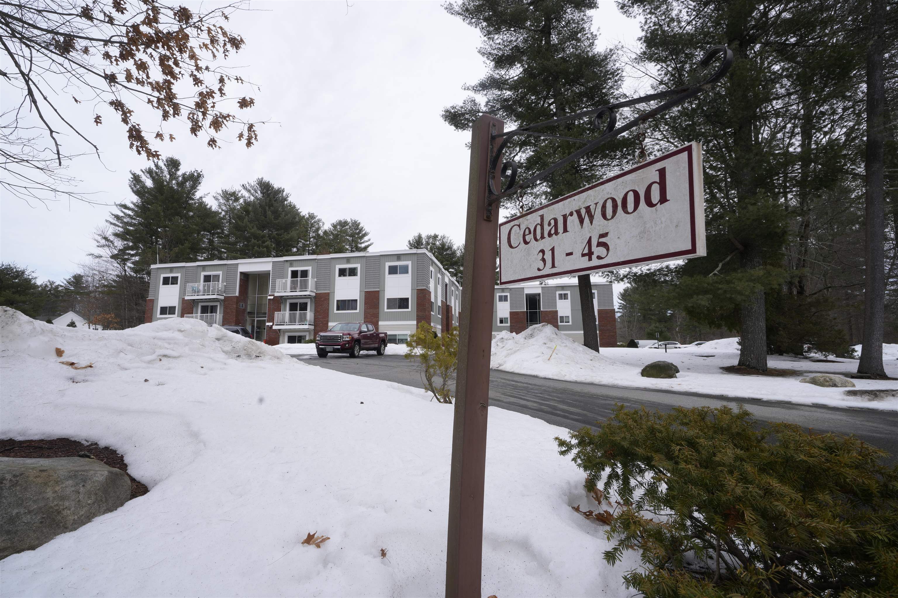 45C Constitution Dr, Londonderry, NH 03053