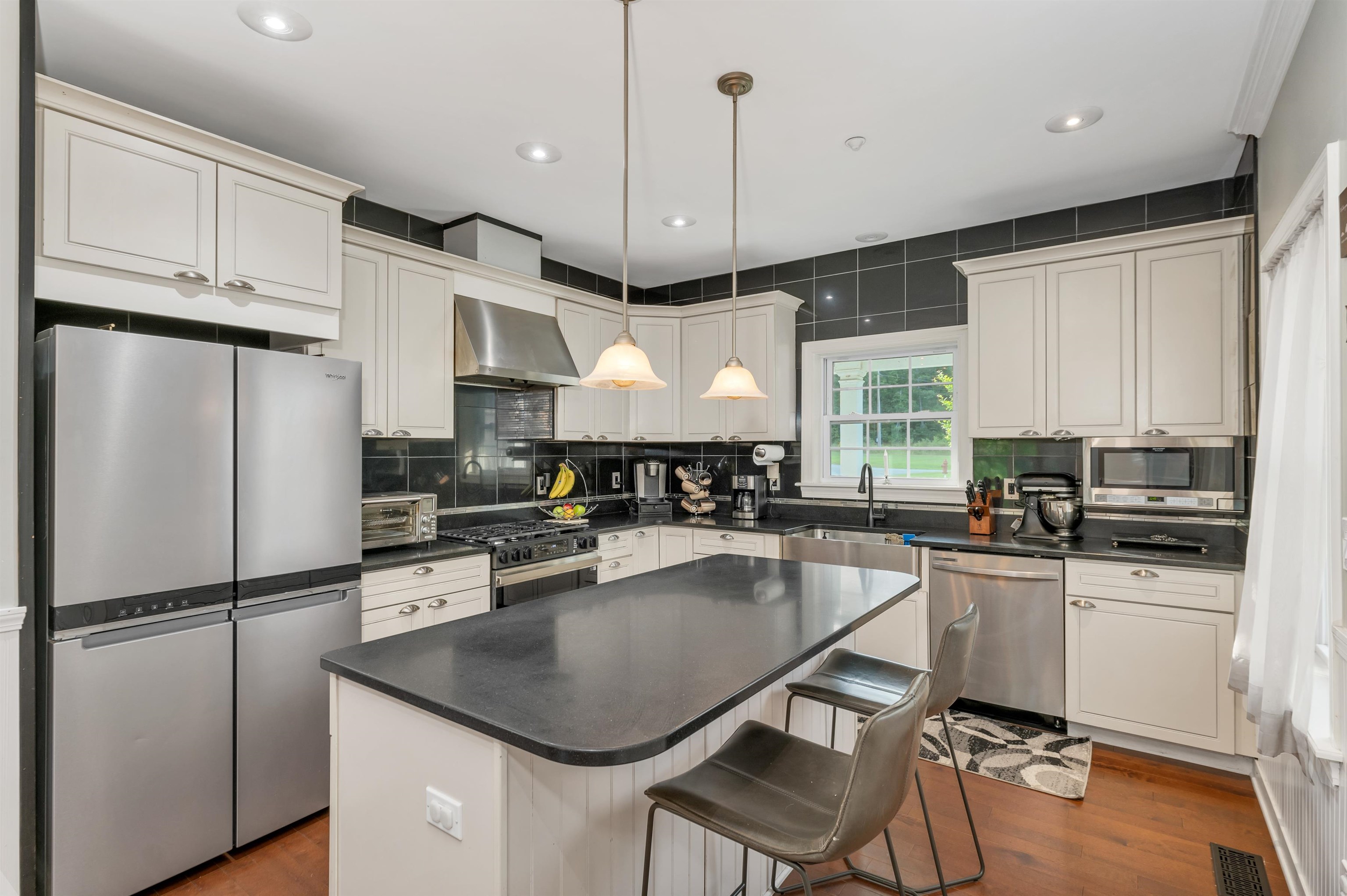 4 Black Bear Ct, Lebanon, NH 03766