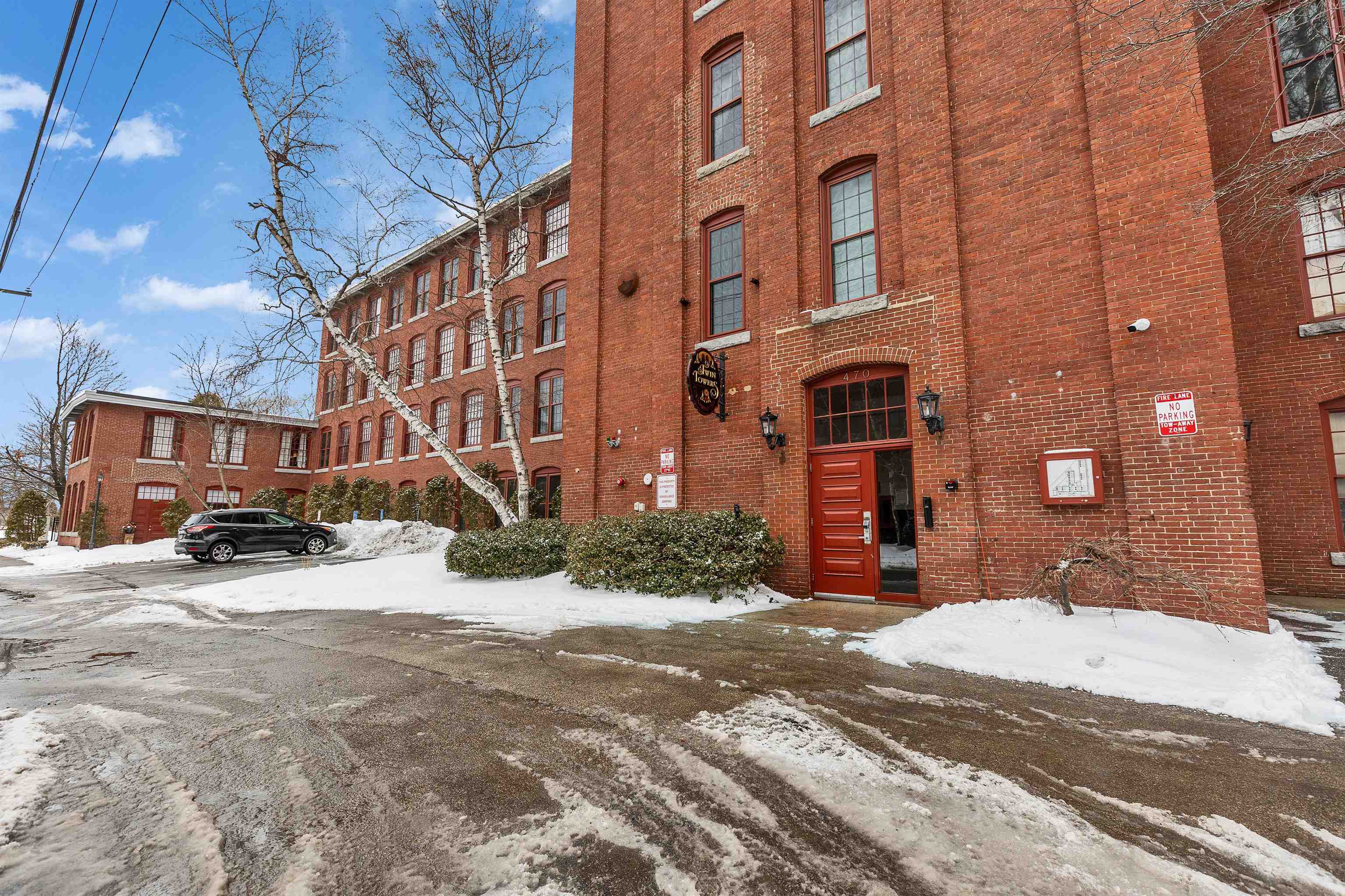 Homes for sale in Manchester, NH | 470 Silver St #413, Manchester, NH 03103 | MLS# 5078732