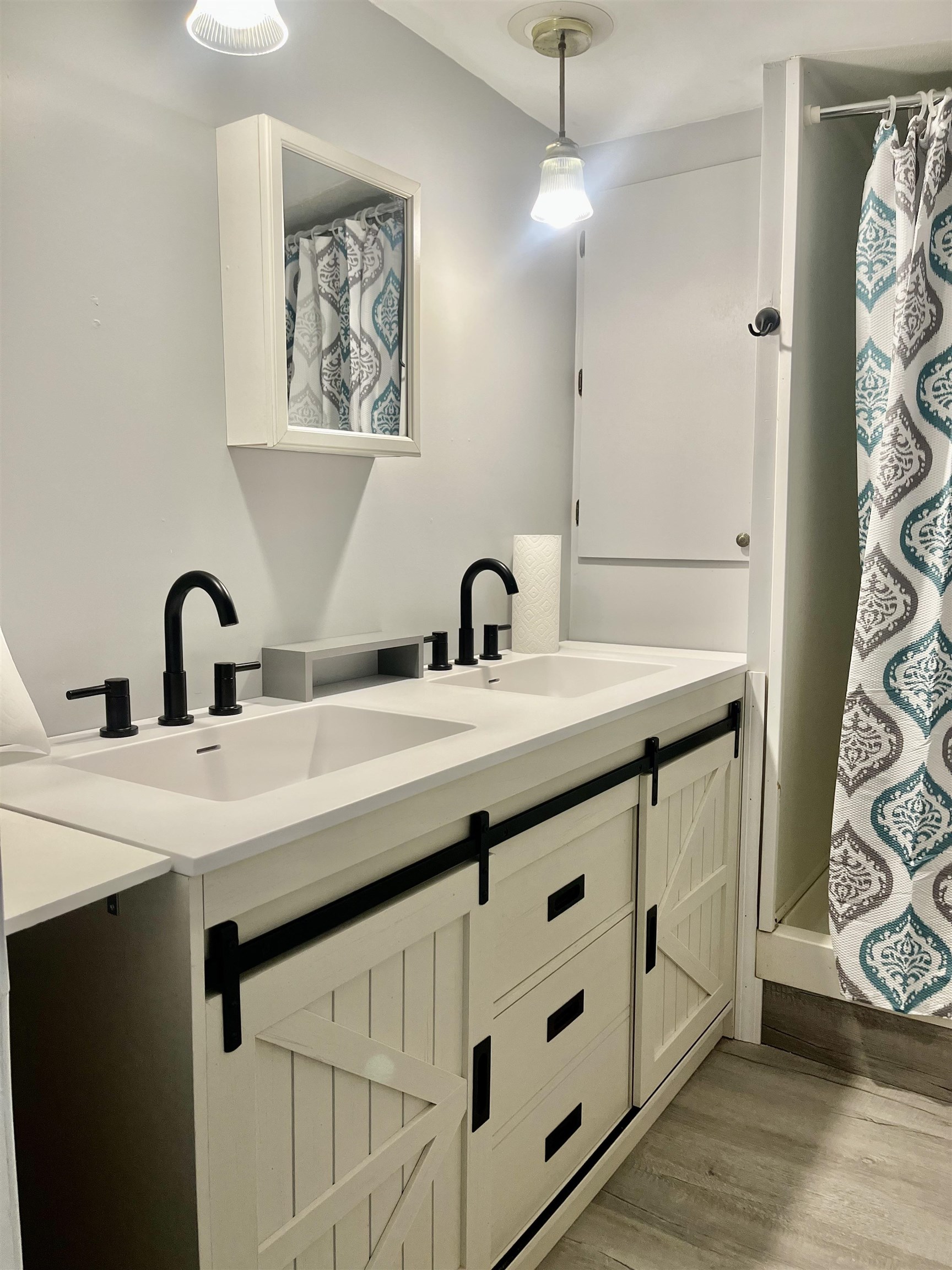 7 Sargent Pl, Gilford, NH 03249