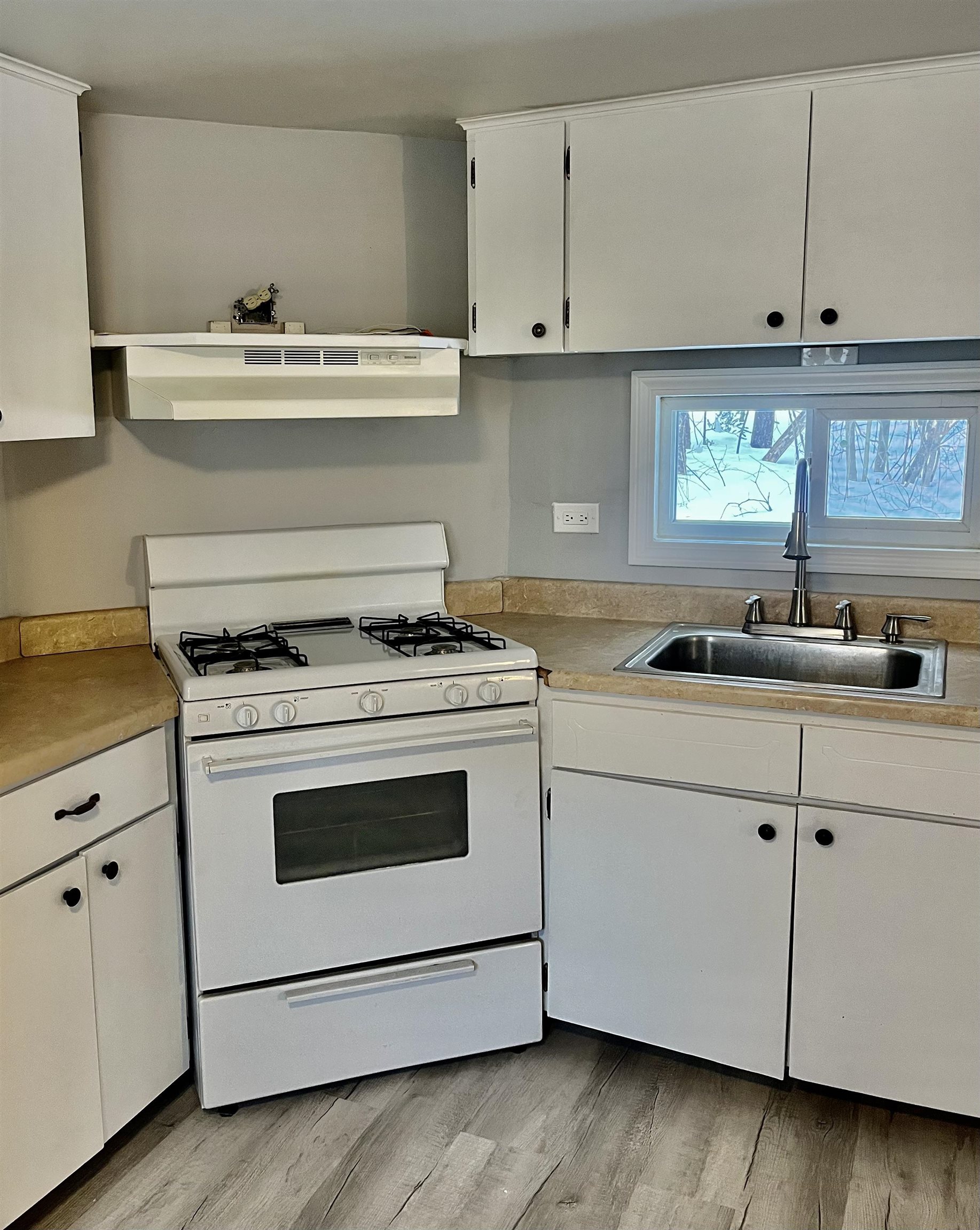 7 Sargent Place — photo 3