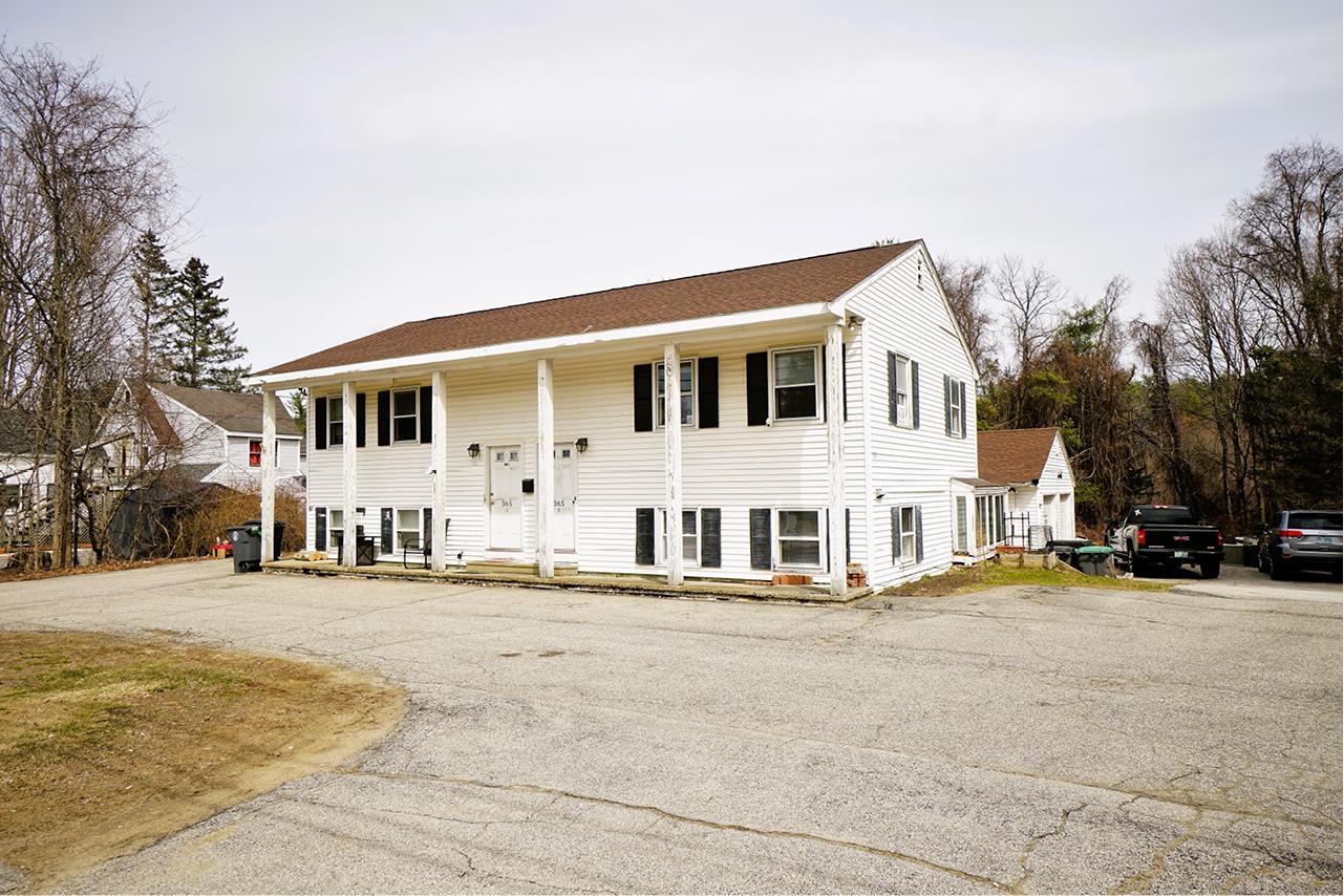 365 Pembroke St, Pembroke, NH 03275