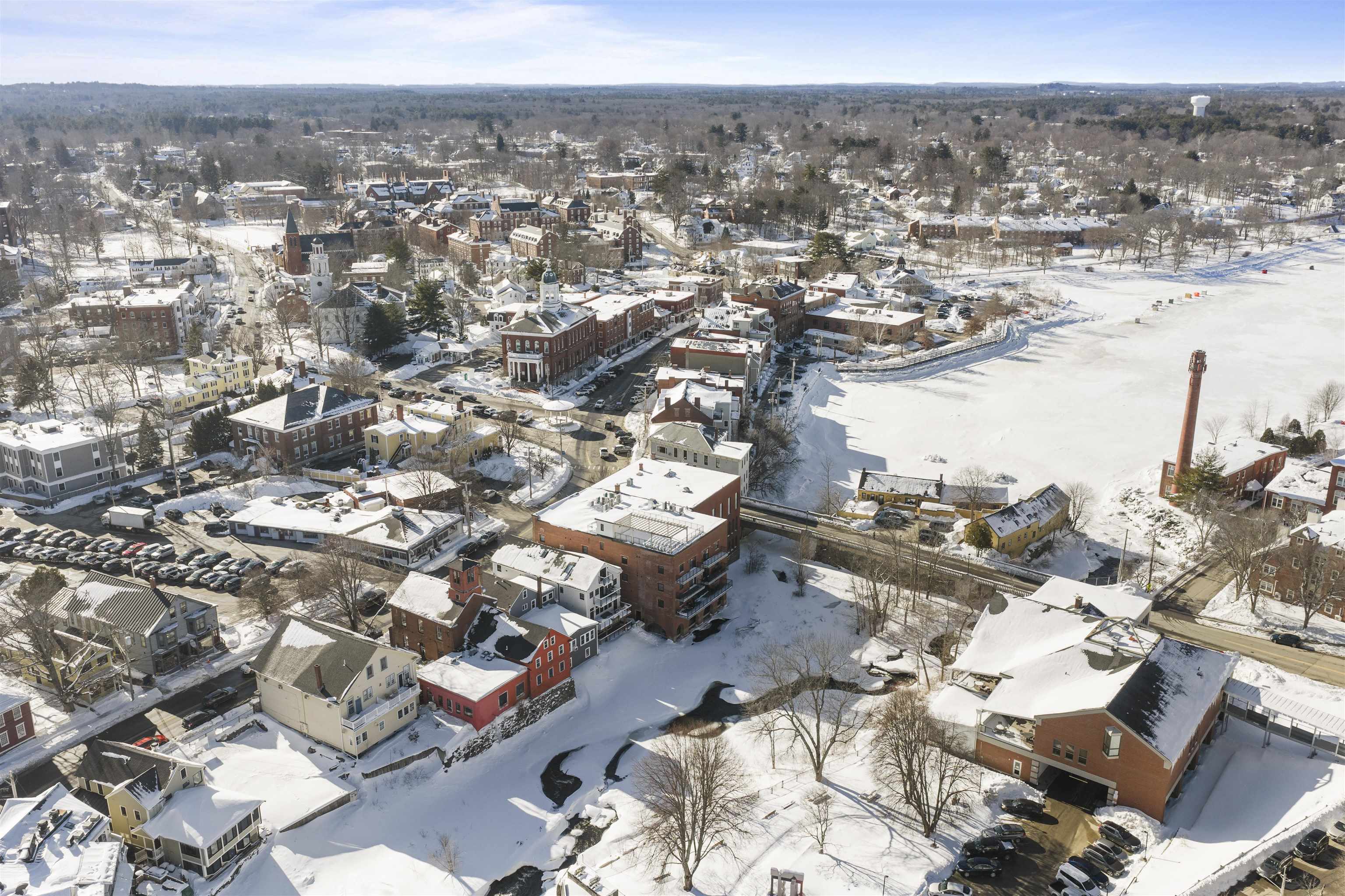 15 High St, Exeter, NH 03833