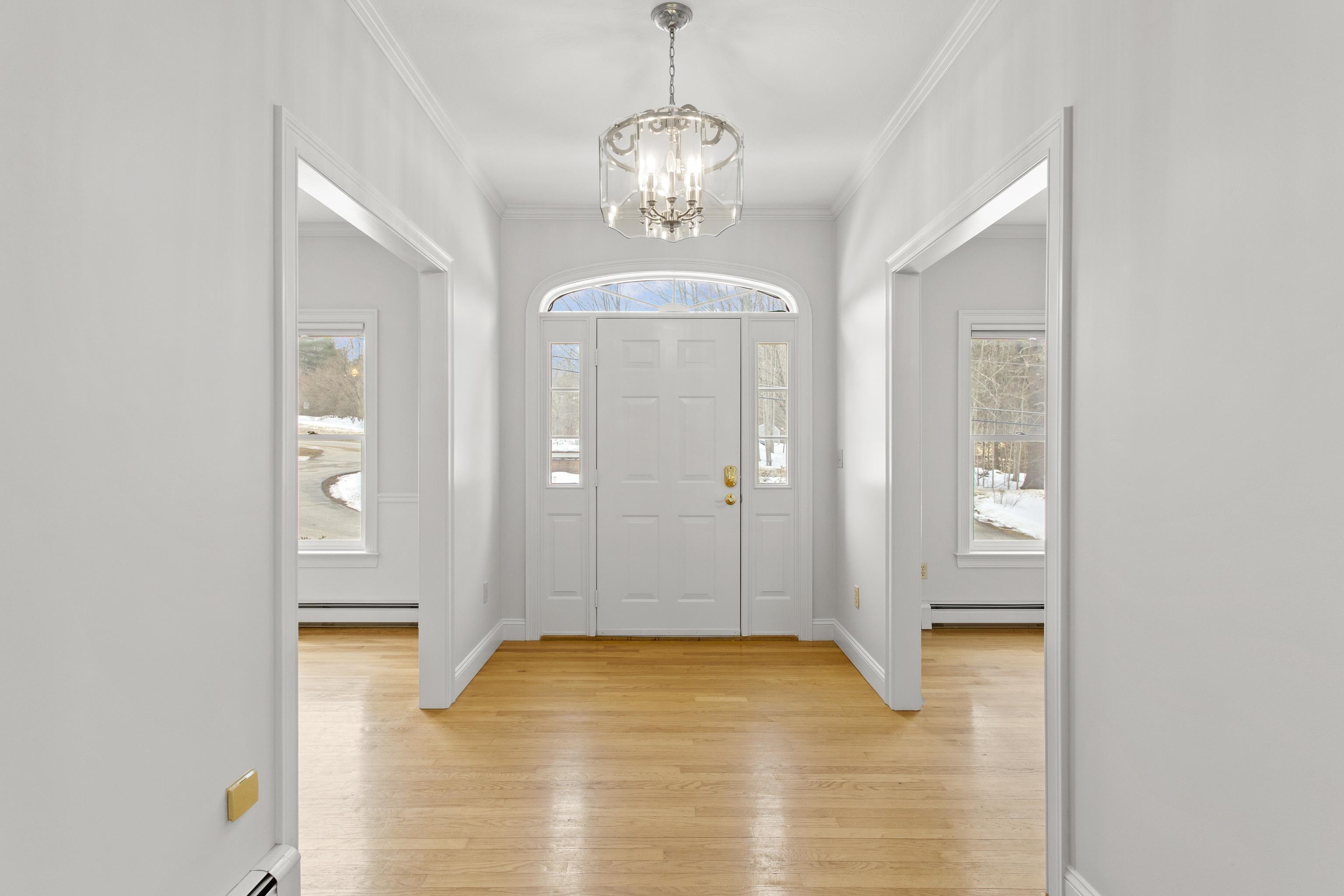 592 Page Rd, Bow, NH 03304