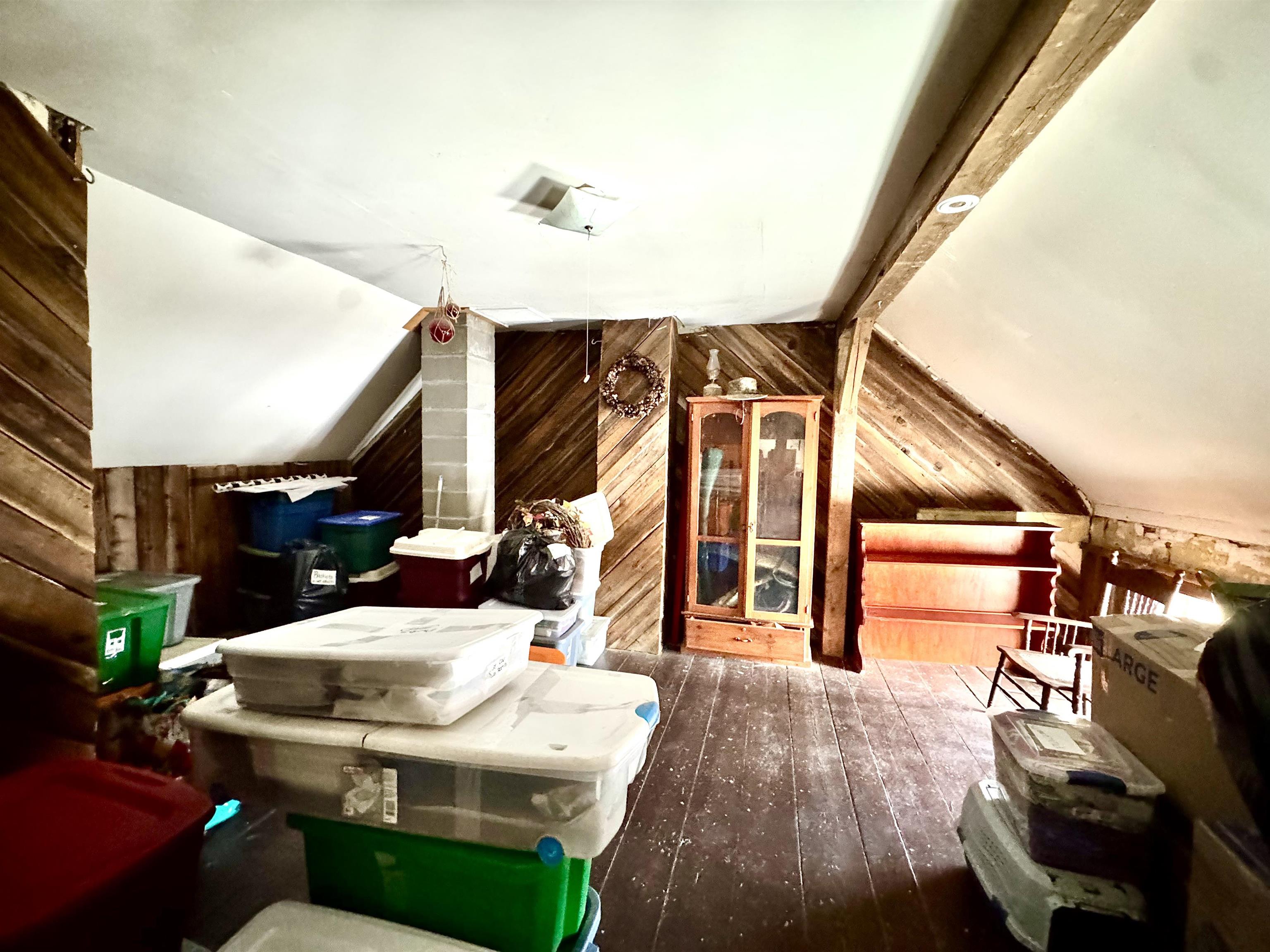 881 South Hill Rd, Stewartstown, NH 03576