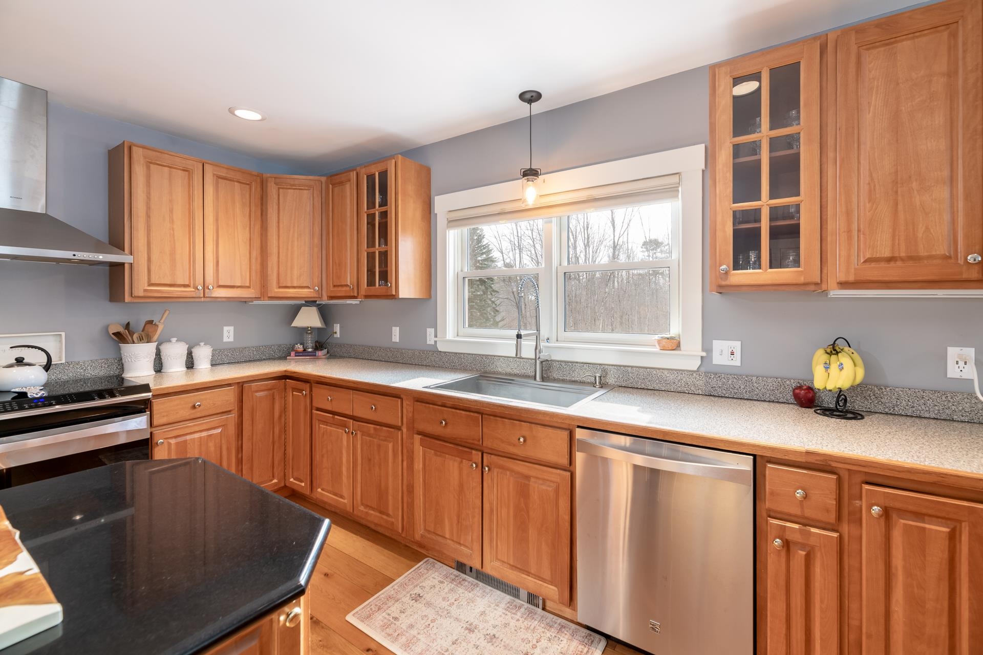 67 Kline Rd, Center Harbor, NH 03226