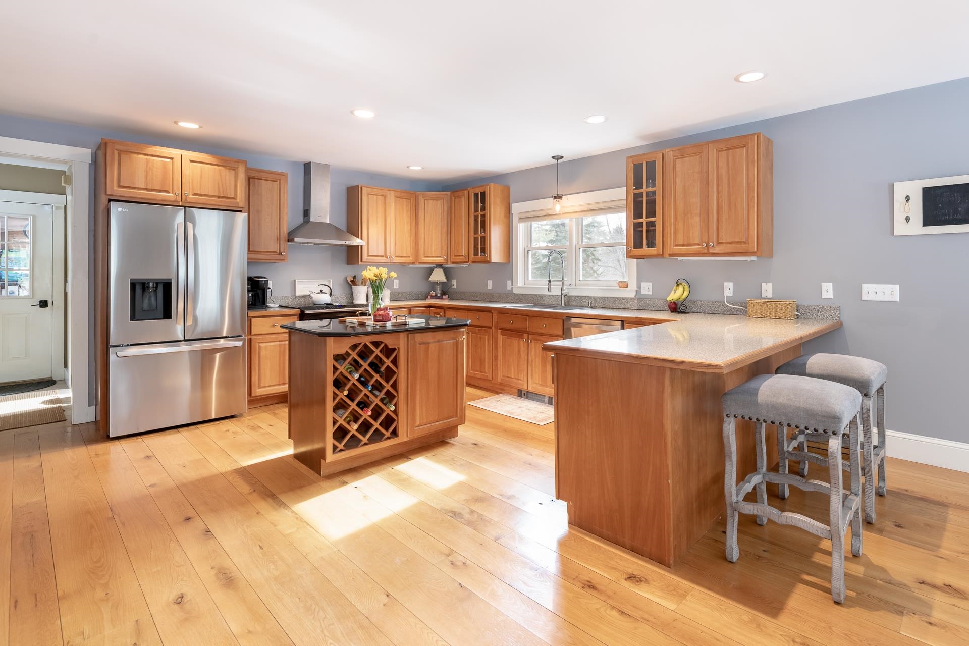 67 Kline Rd, Center Harbor, NH 03226