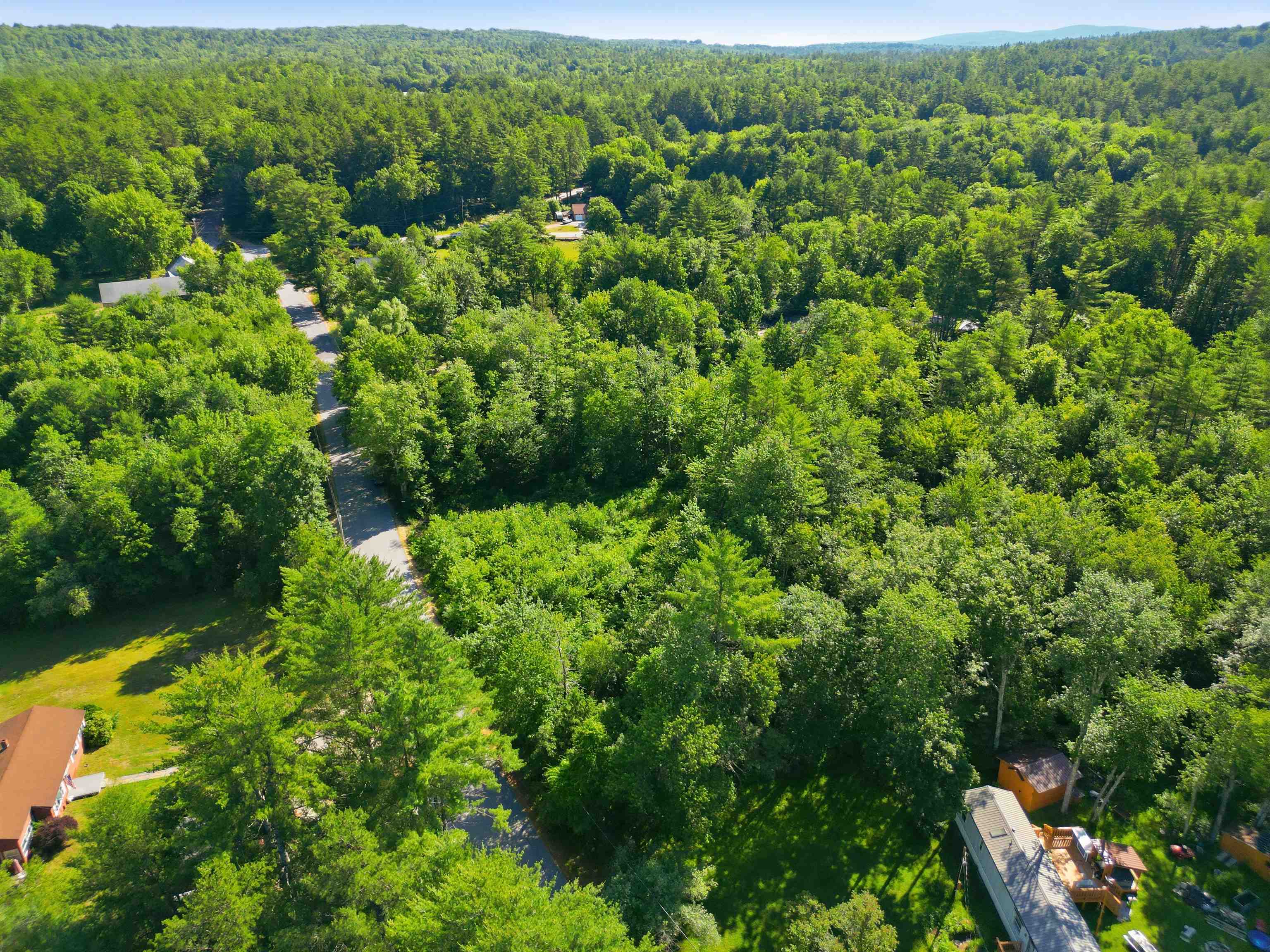 Ricker Rd, Loudon, NH 03307