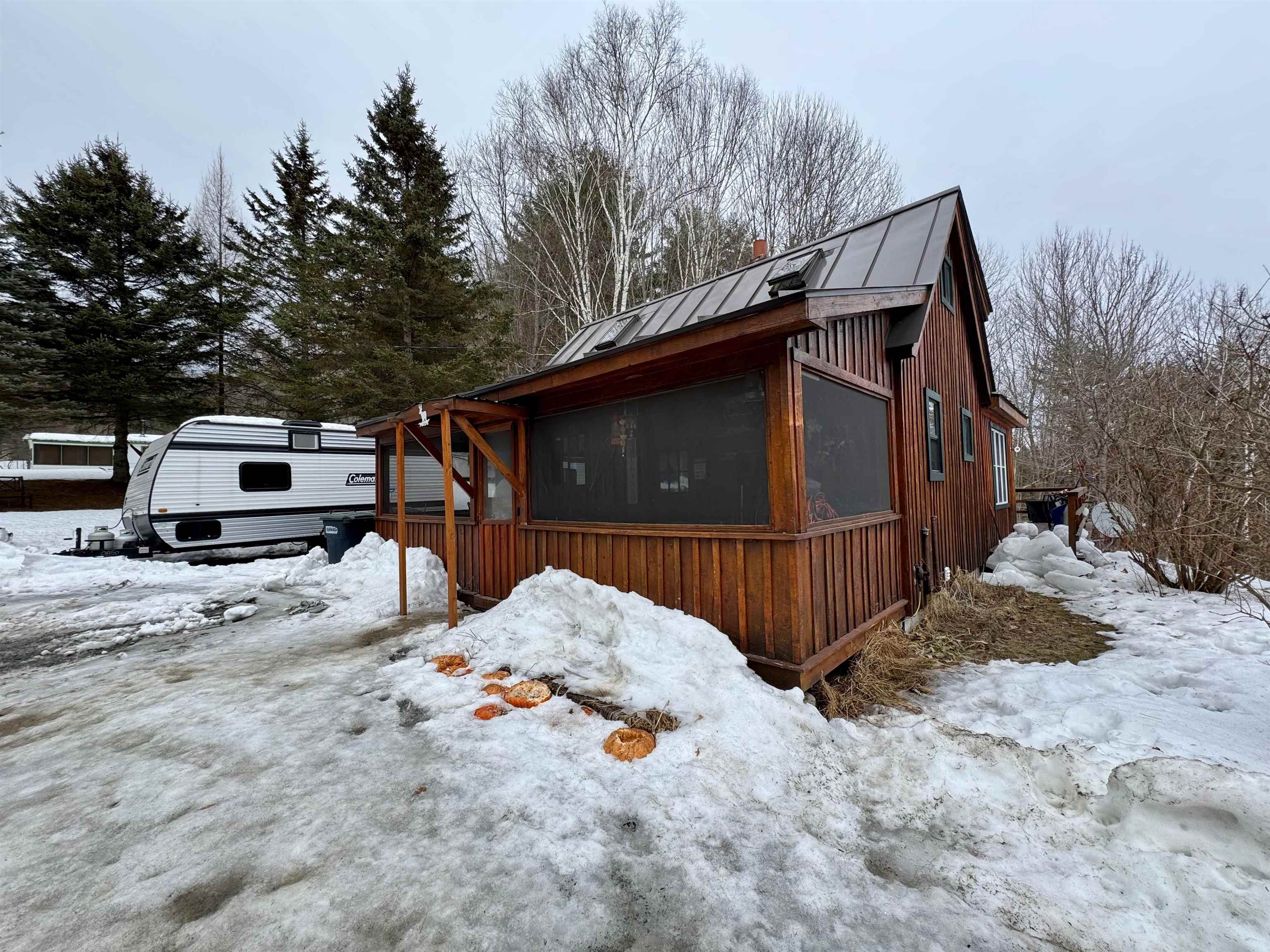 1086 Tenney Pond Rd, Newbury, VT 05081