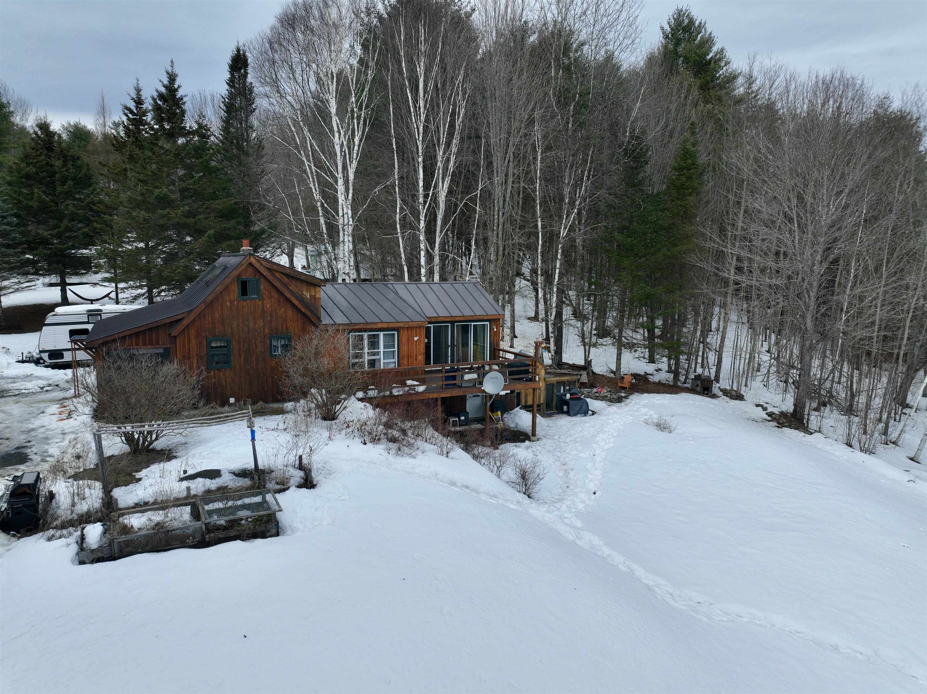 1086 Tenney Pond Rd, Newbury, VT 05081